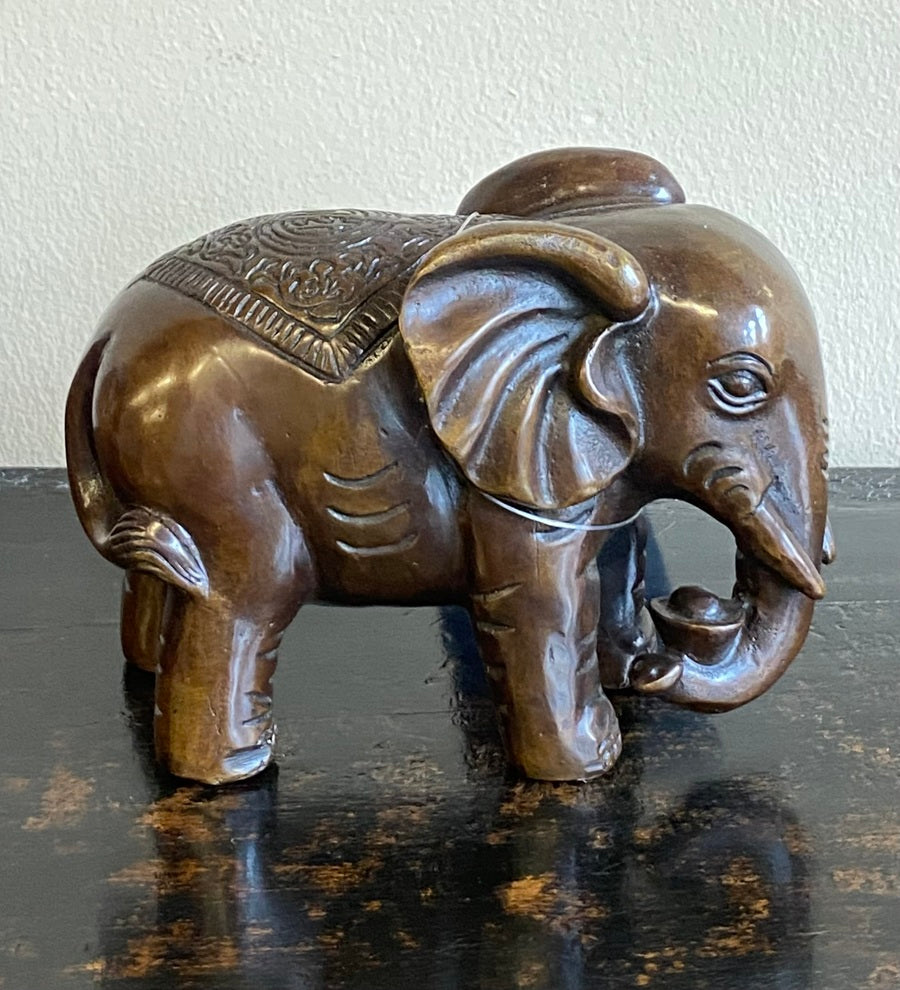 ELEFANTE IN OTTONE
