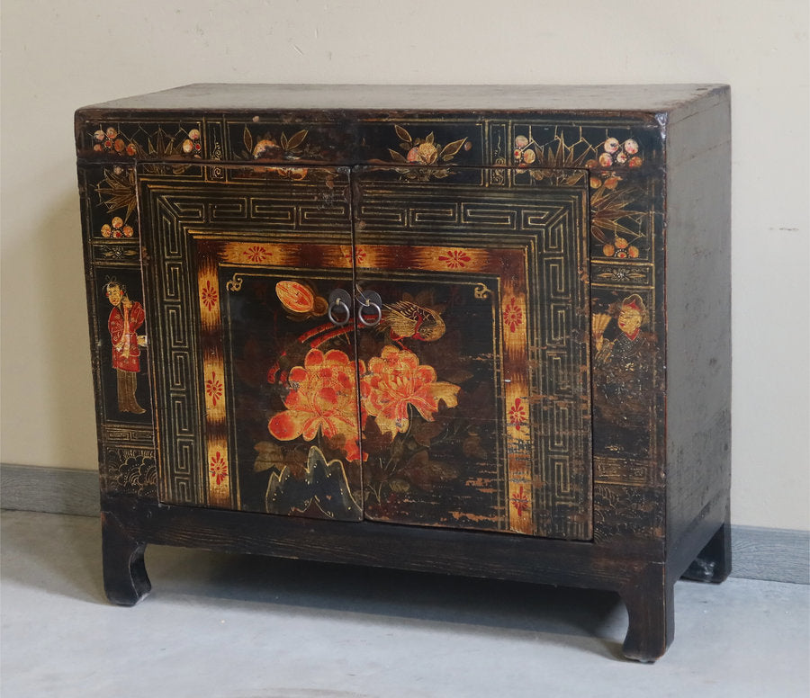 BAULE A STIPO DECORATO CON DUE ANTE