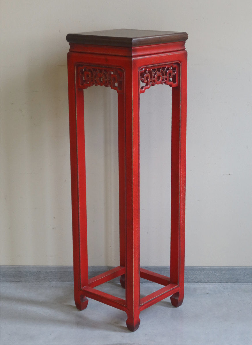 ALTO TAVOLINO DA THE LACCA ROSSA CON INTAGLI