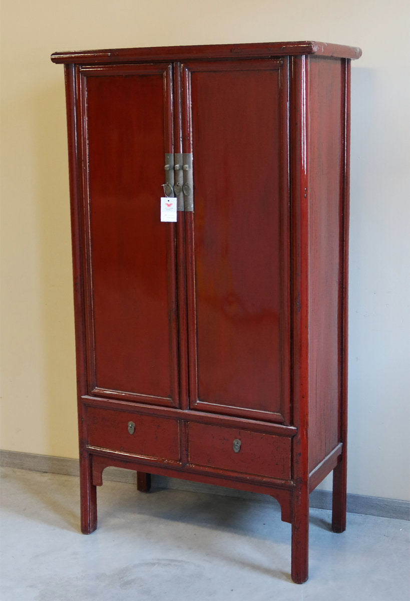 ARMADIO CINESE A TRAPEZIO IN LACCA BORDEAUX
