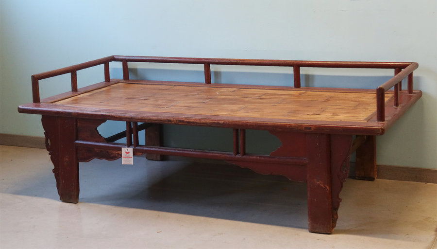 LETTO CINESE IN LACCA CON SPONDA