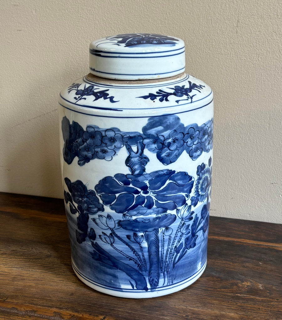 VASO CILINDRICO IN CERAMICA DECORATA CON COPERCHIO