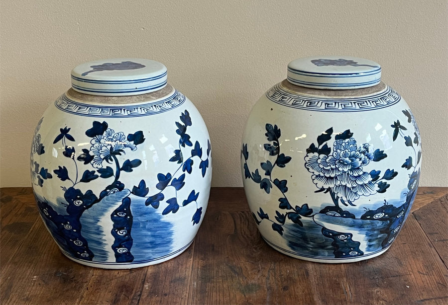 VASO CINESE IN CERAMICA DECORATA