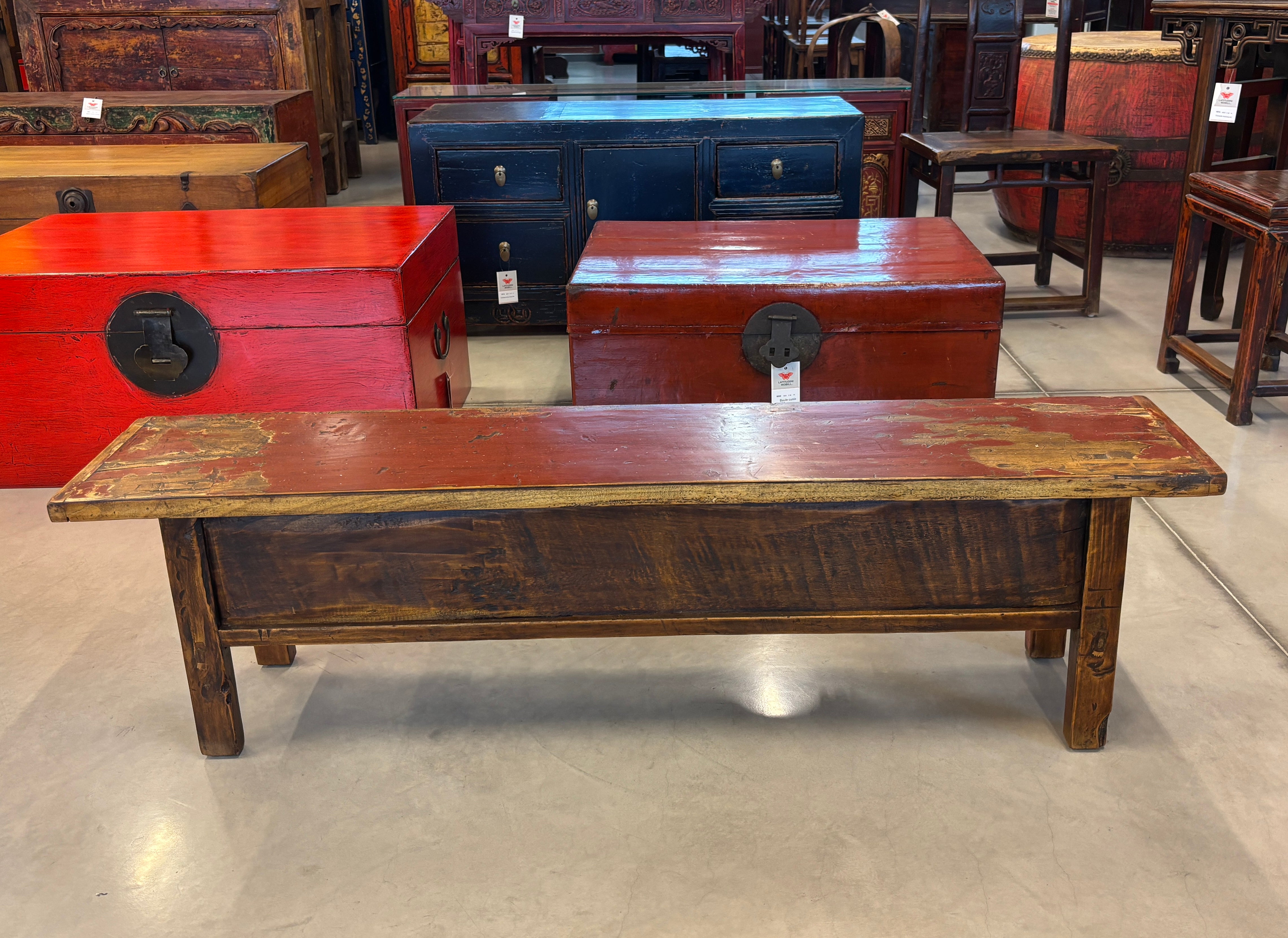 CASSAPANCA AD ALTARE DECORATA