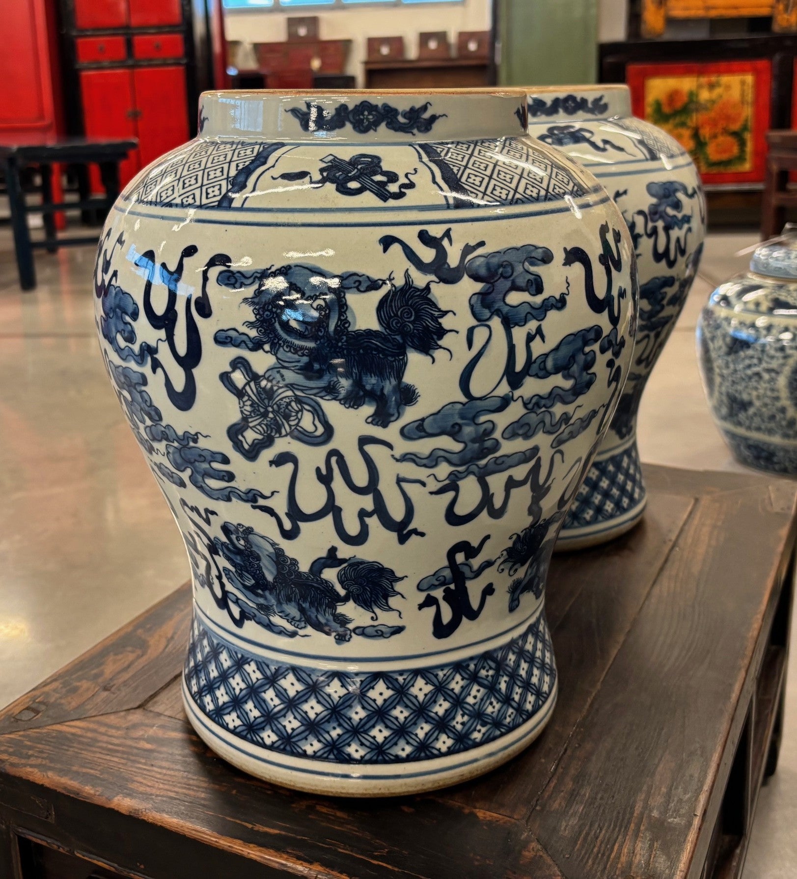 VASO CINESE IN CERAMICA DECORATA