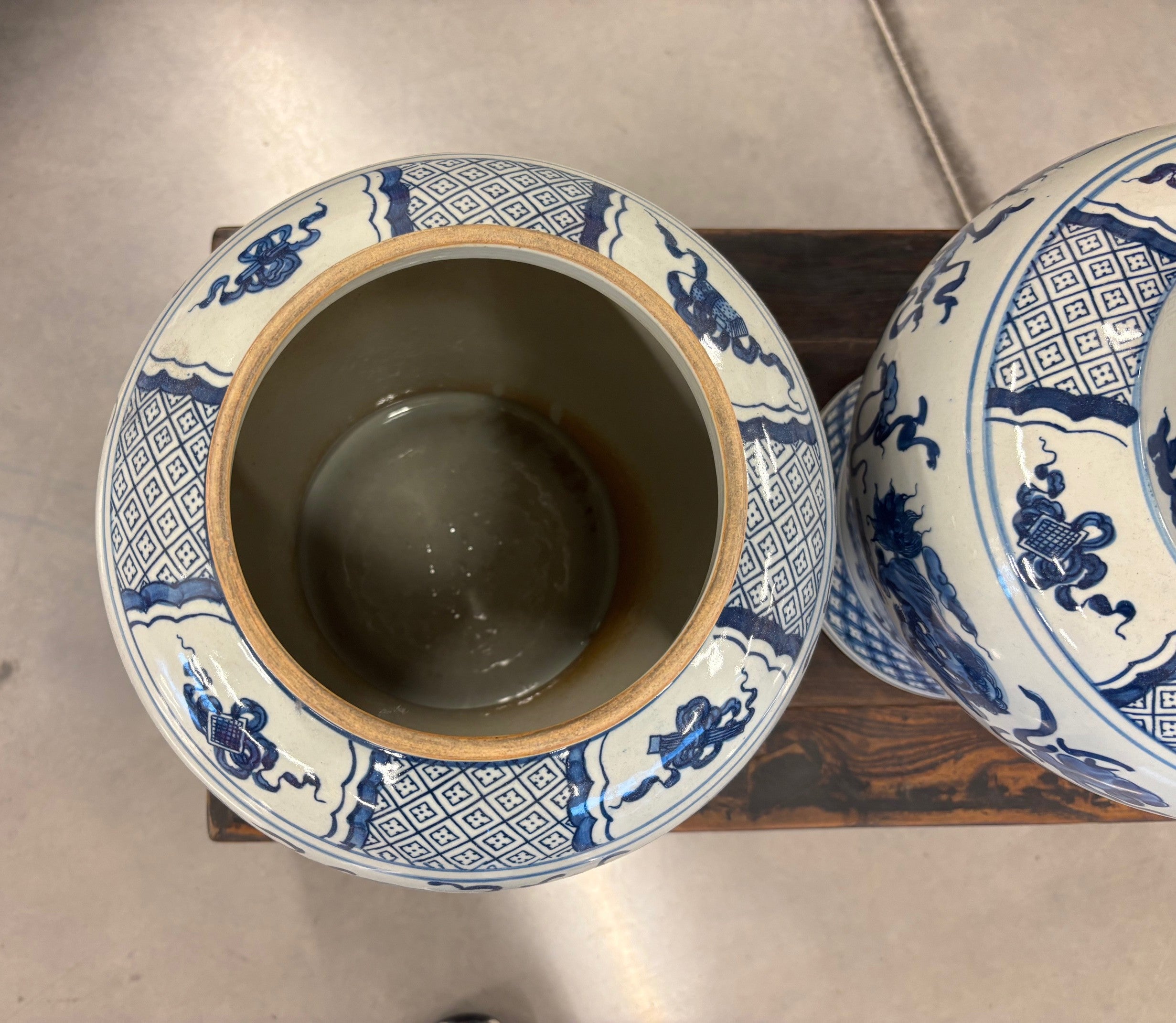 VASO CINESE IN CERAMICA DECORATA