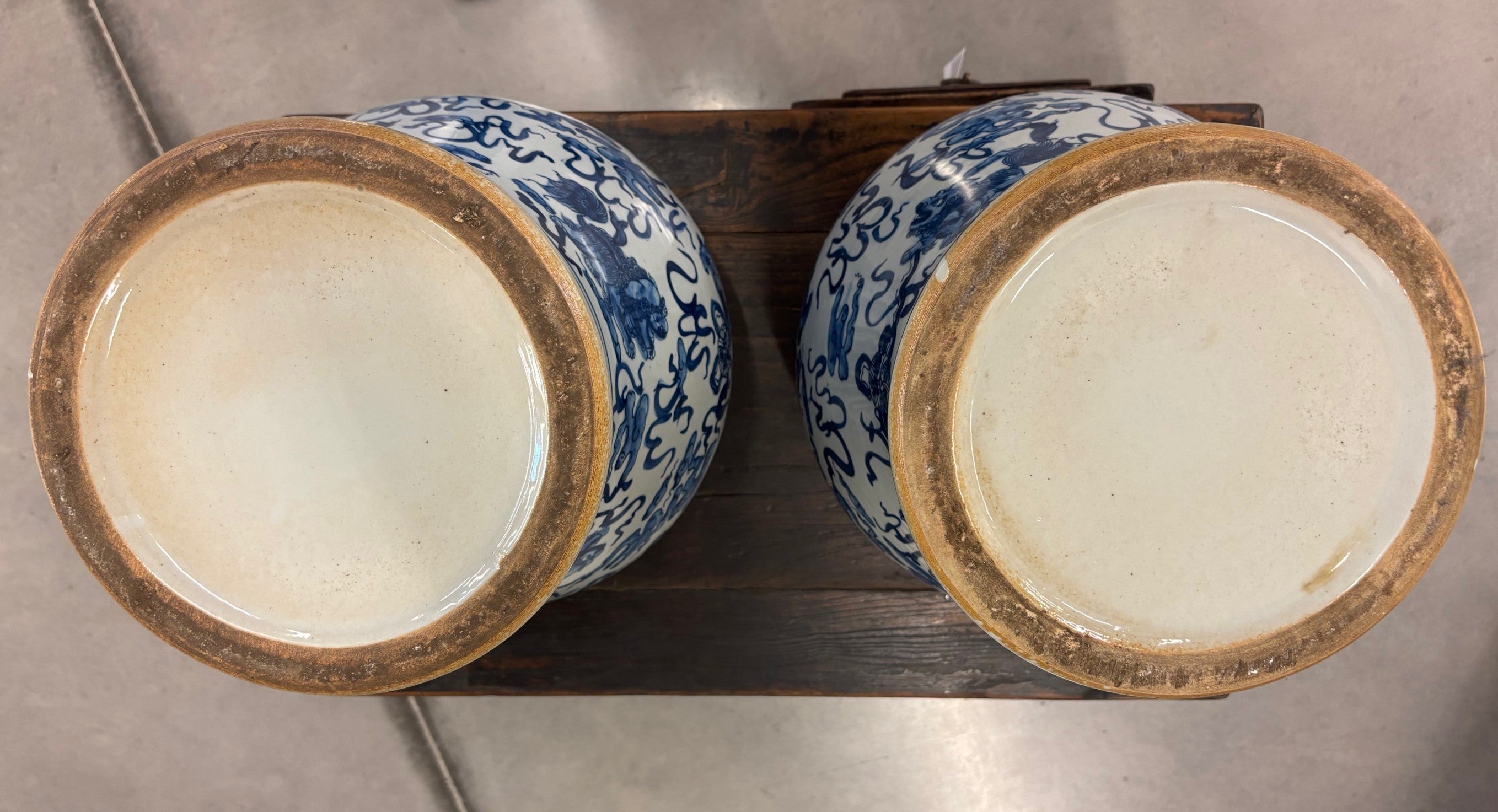 VASO CINESE IN CERAMICA DECORATA