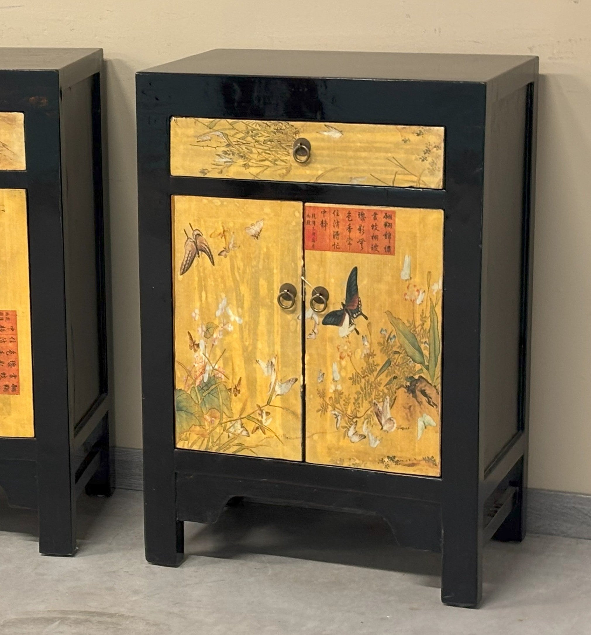 CREDENZINO DELLA MONGOLIA