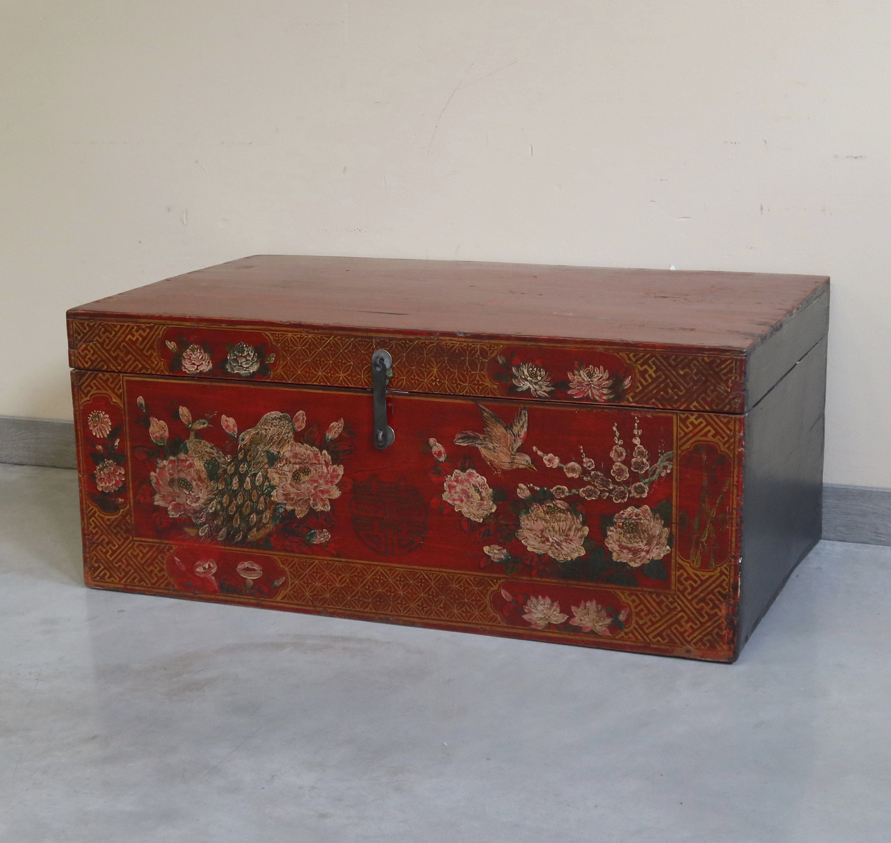 BAULE MONGOLO DECORATO