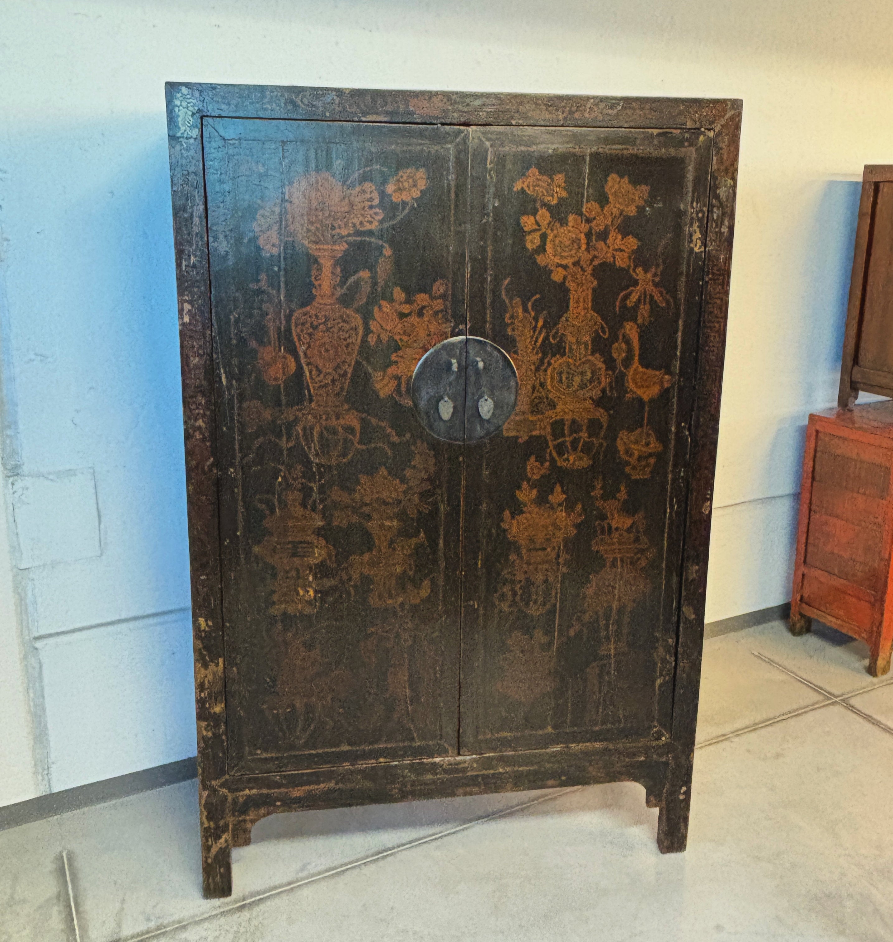 GRANDE ARMADIO SHANXI NERO DECORATO