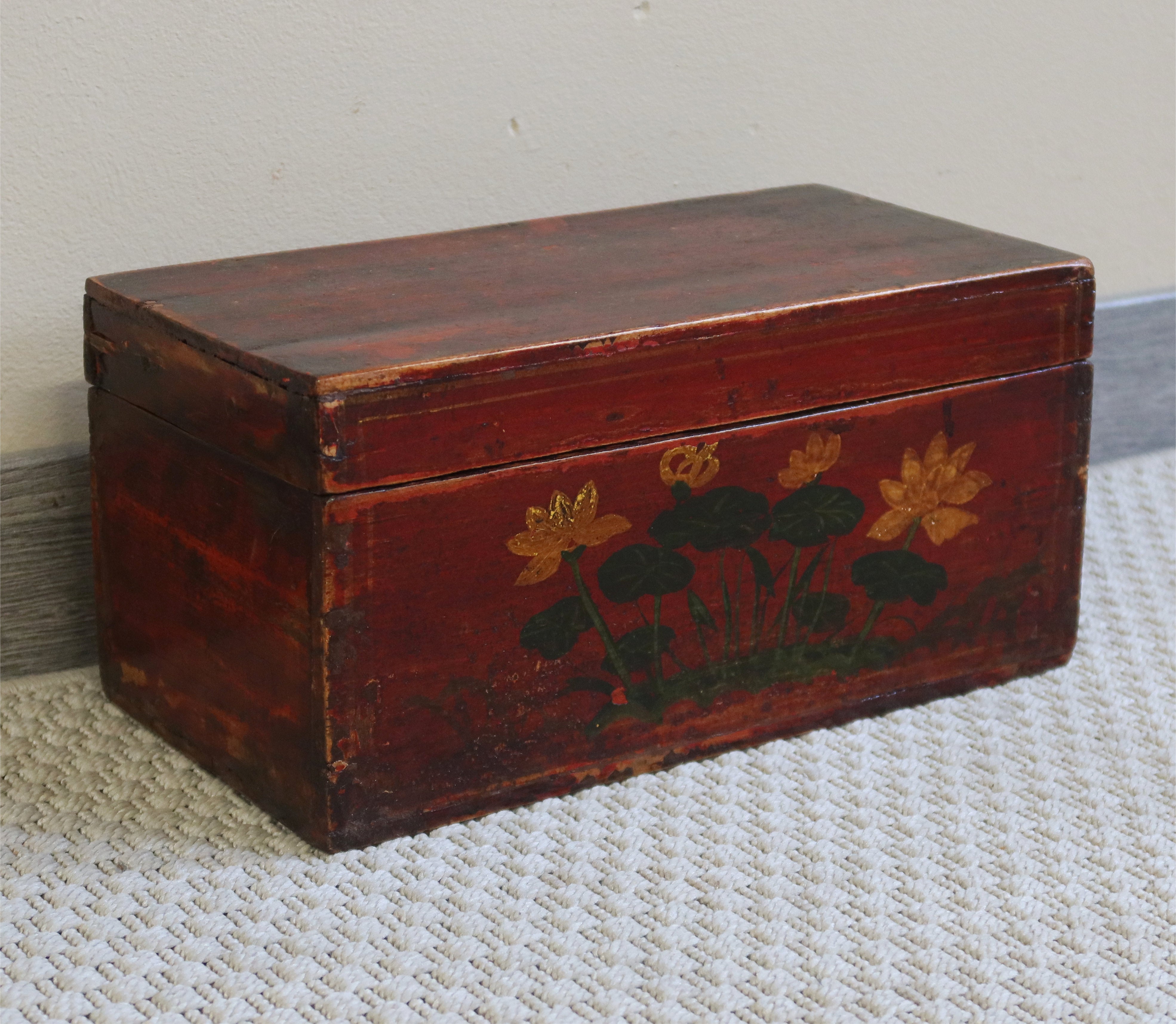 SCATOLA MONGOLIA DECORATA CON COPERCHIO