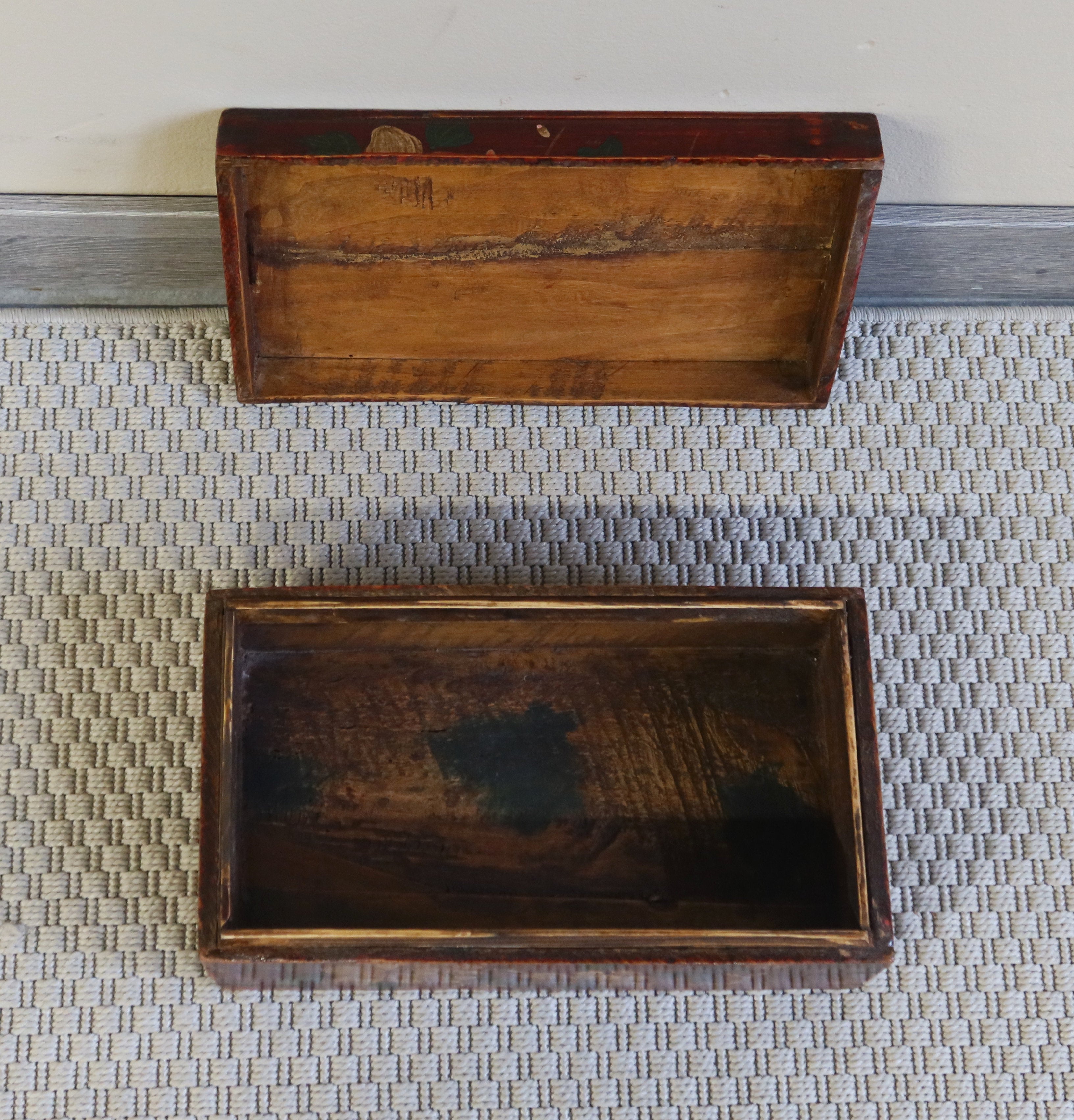 SCATOLA MONGOLIA DECORATA CON COPERCHIO