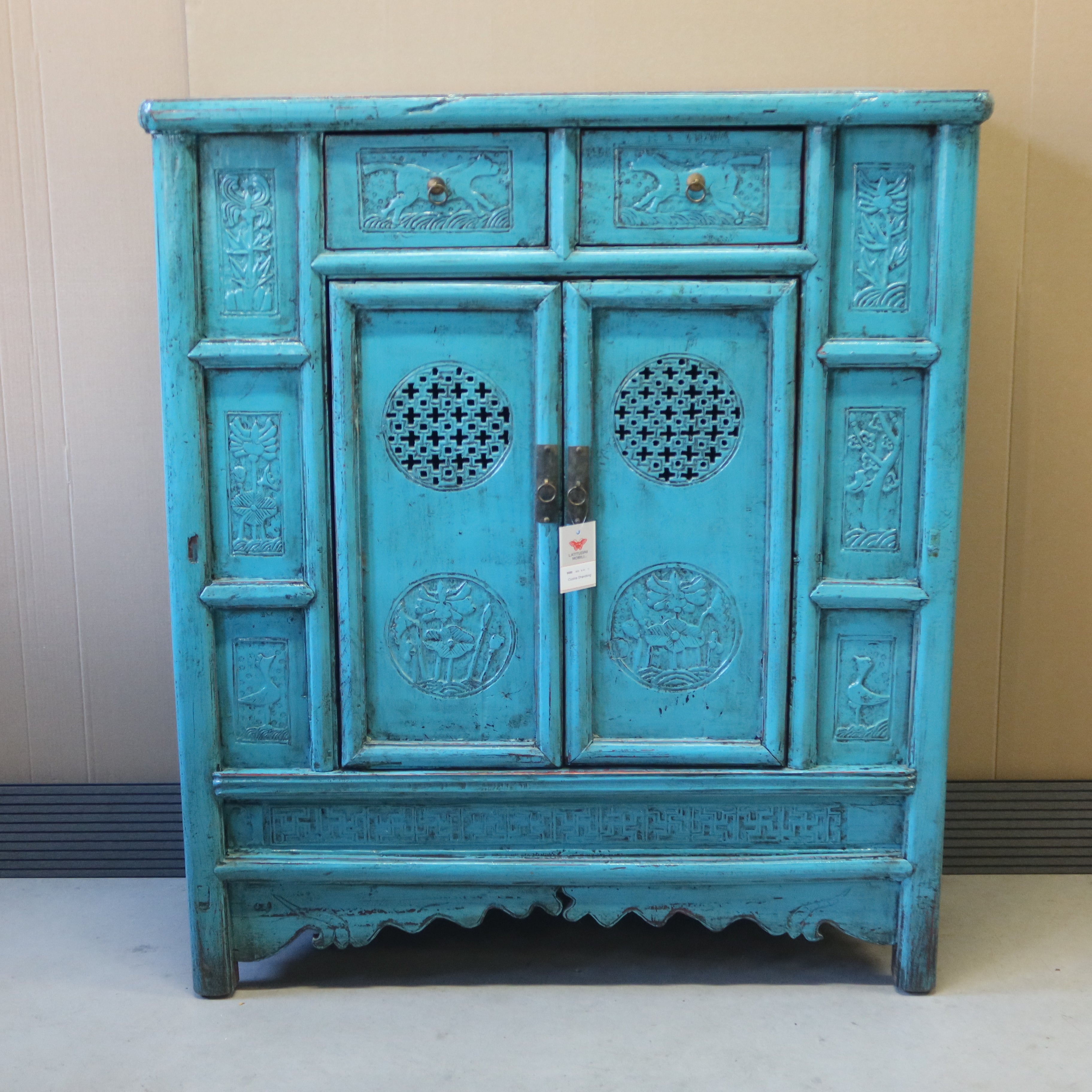 CREDENZA DELLO SHANDONG LACCA AZZURRA CON INTAGLI