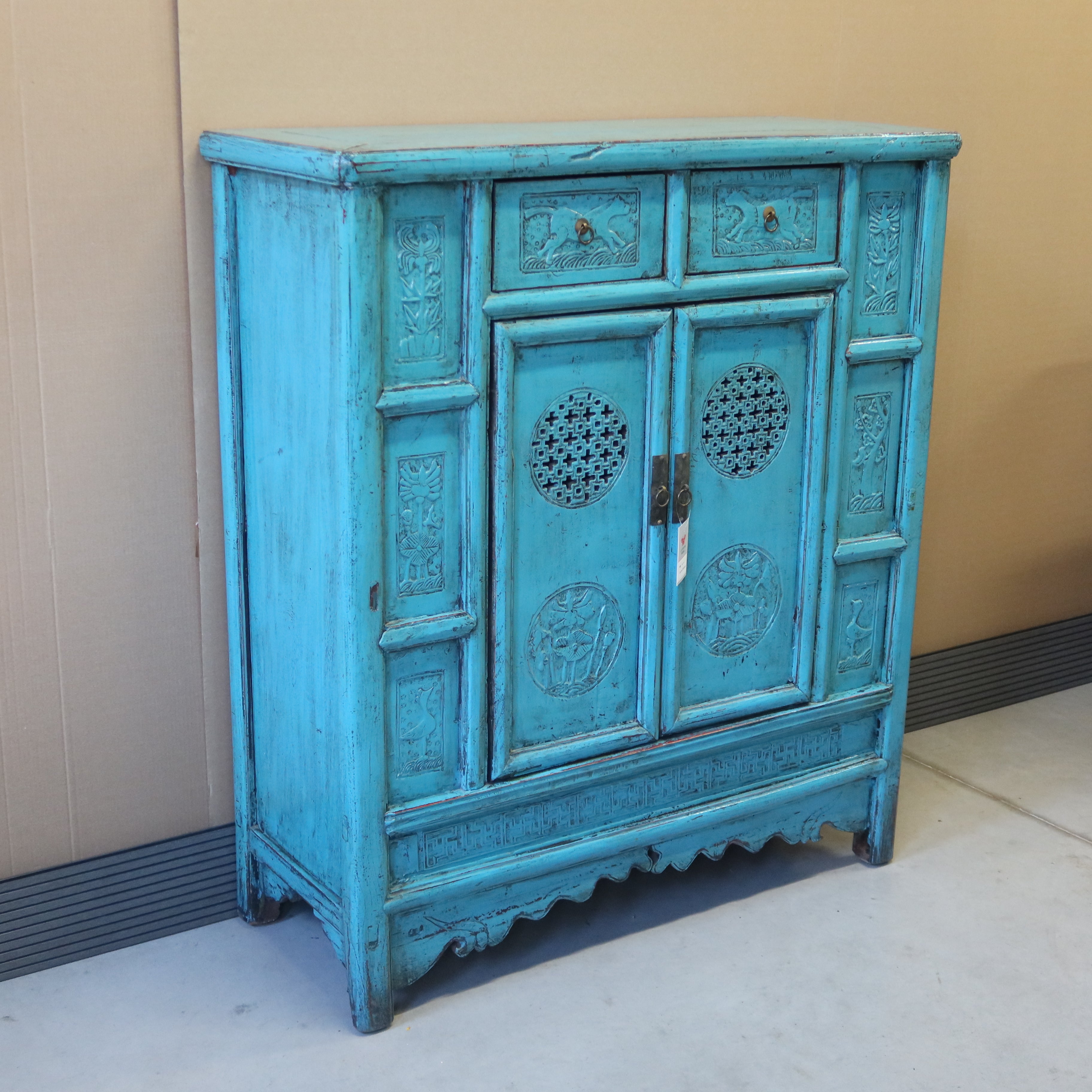CREDENZA DELLO SHANDONG LACCA AZZURRA CON INTAGLI