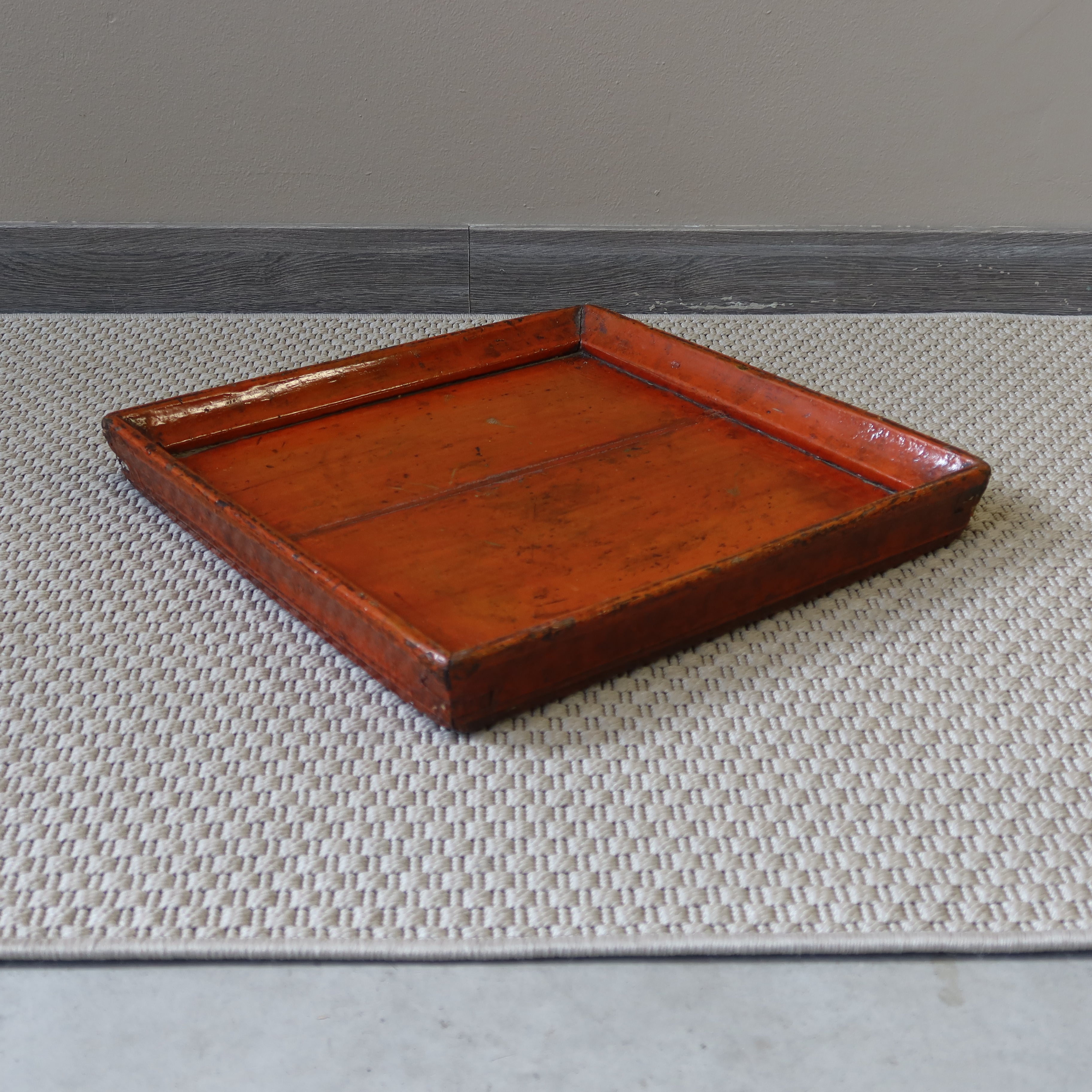 VASSOIO LIGNEO LACCA ARANCIO