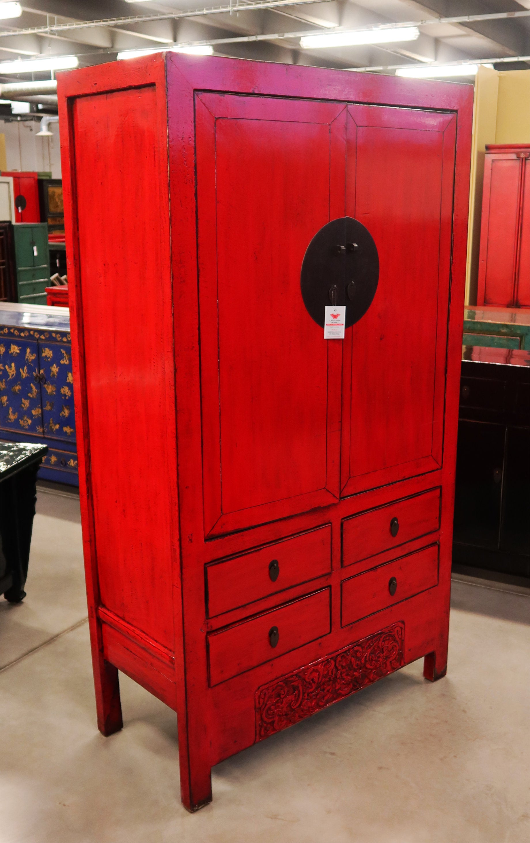 ARMADIO CINESE DELLO SHANDONG IN LACCA ROSSA