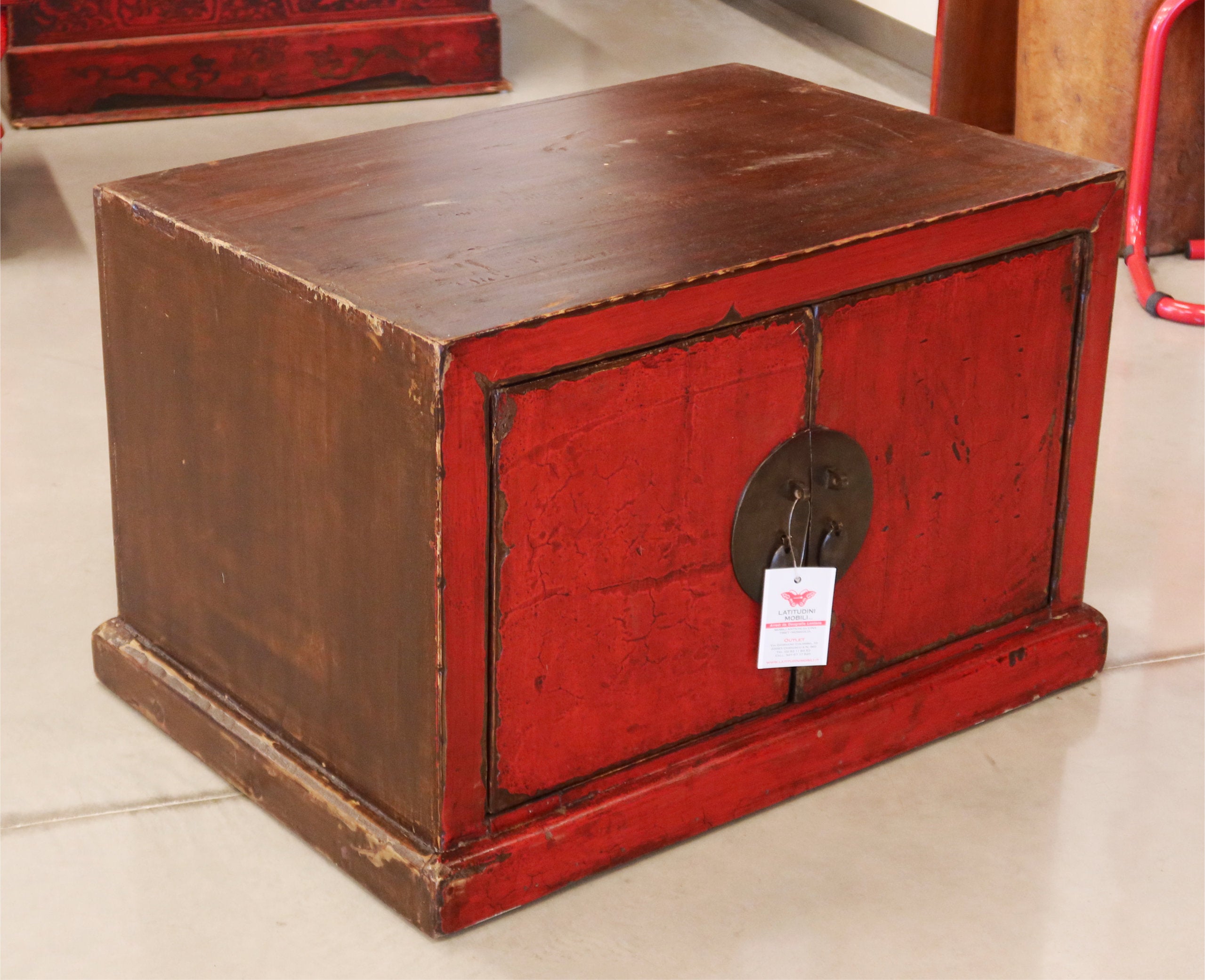 BAULE GANZU CON APERTURA FRONTALE