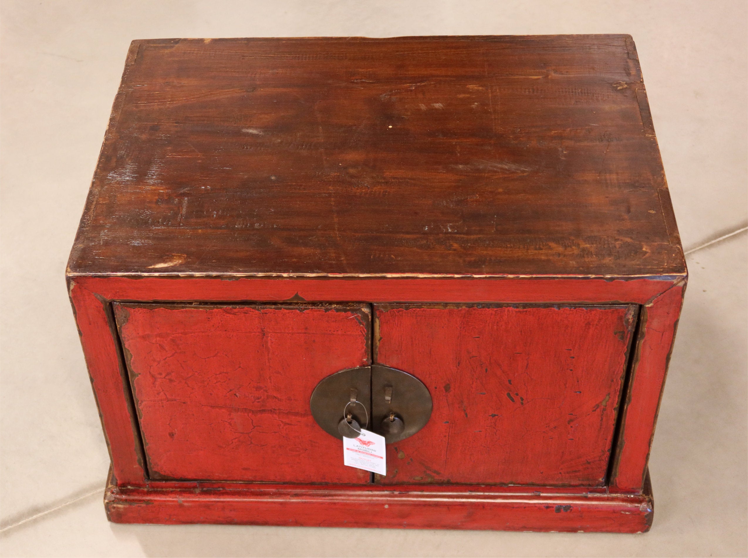 BAULE GANZU CON APERTURA FRONTALE