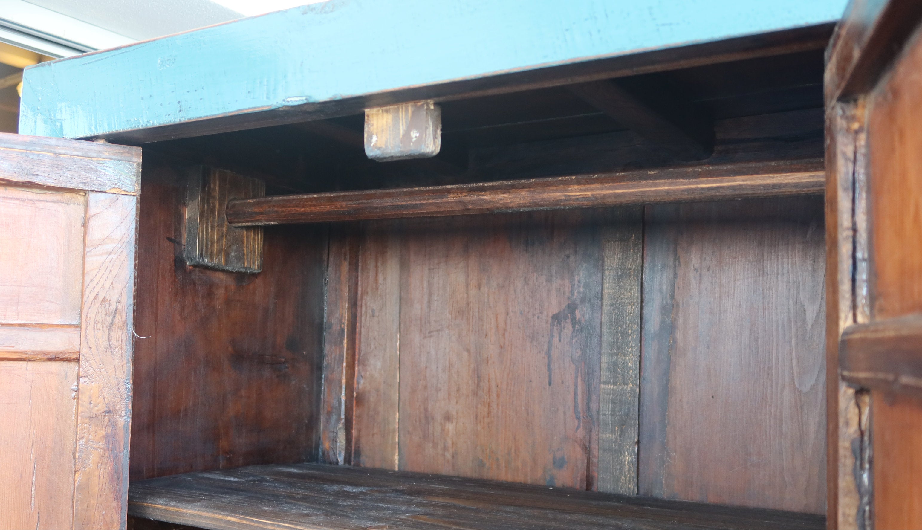 ARMADIO CINESE DELLO SHANDONG LACCATO