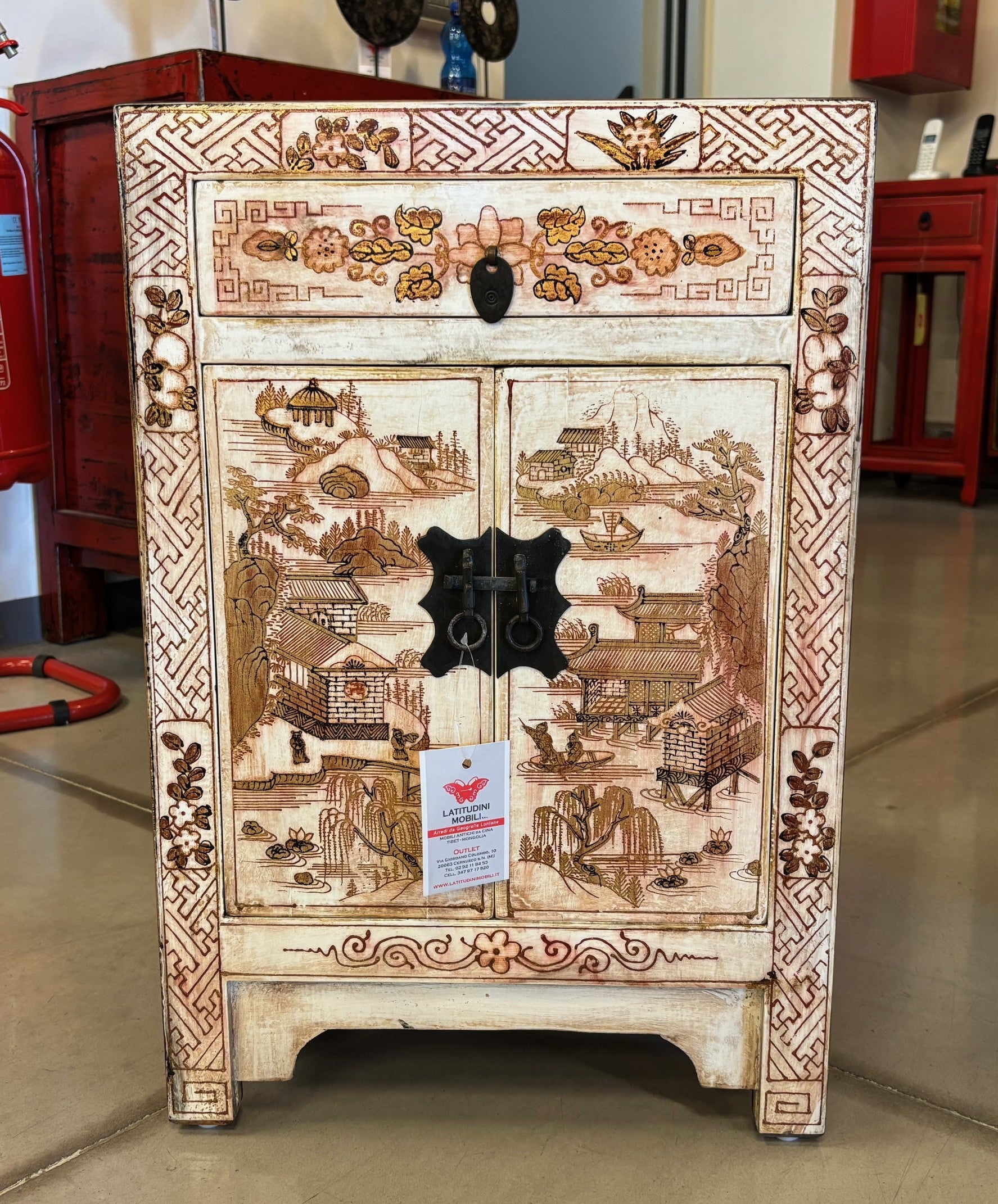 COMODINO CINESE DELLO SHANXI BIANCO DECORATO