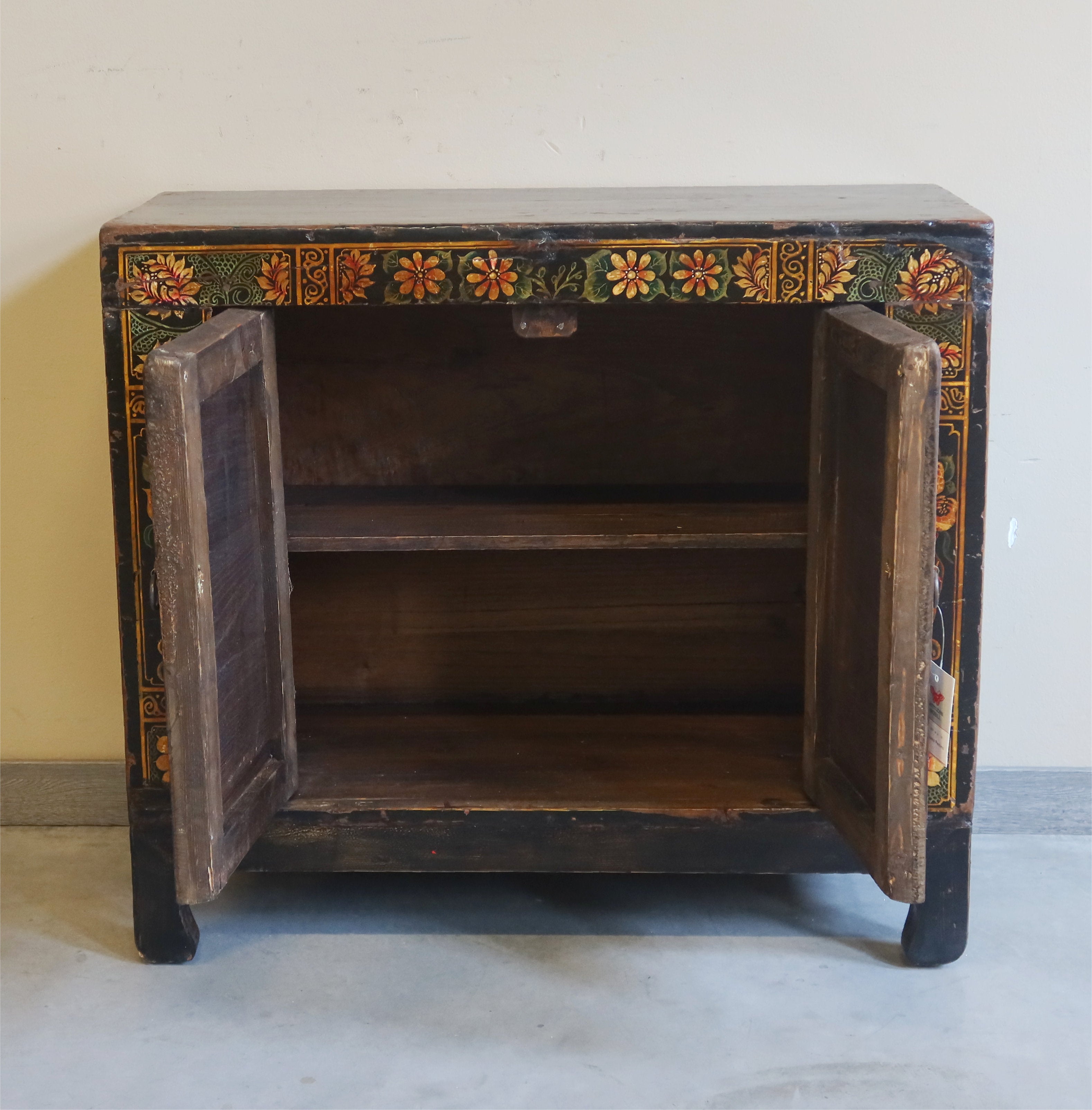 BAULE CINESE DECORATO CON APERTURA FRONTALE