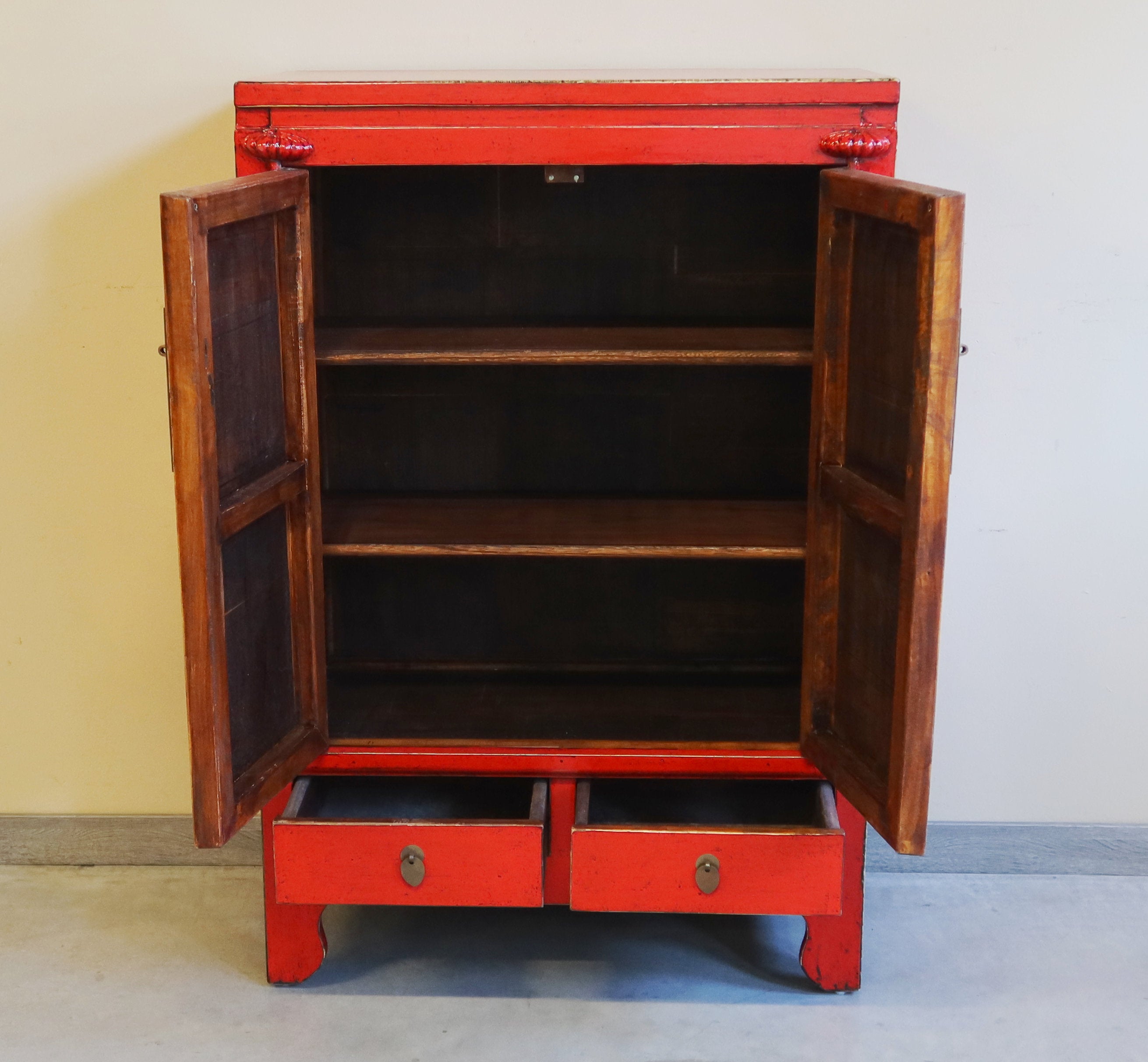 ARMADIETTO NUZIALE LACCA ROSSA