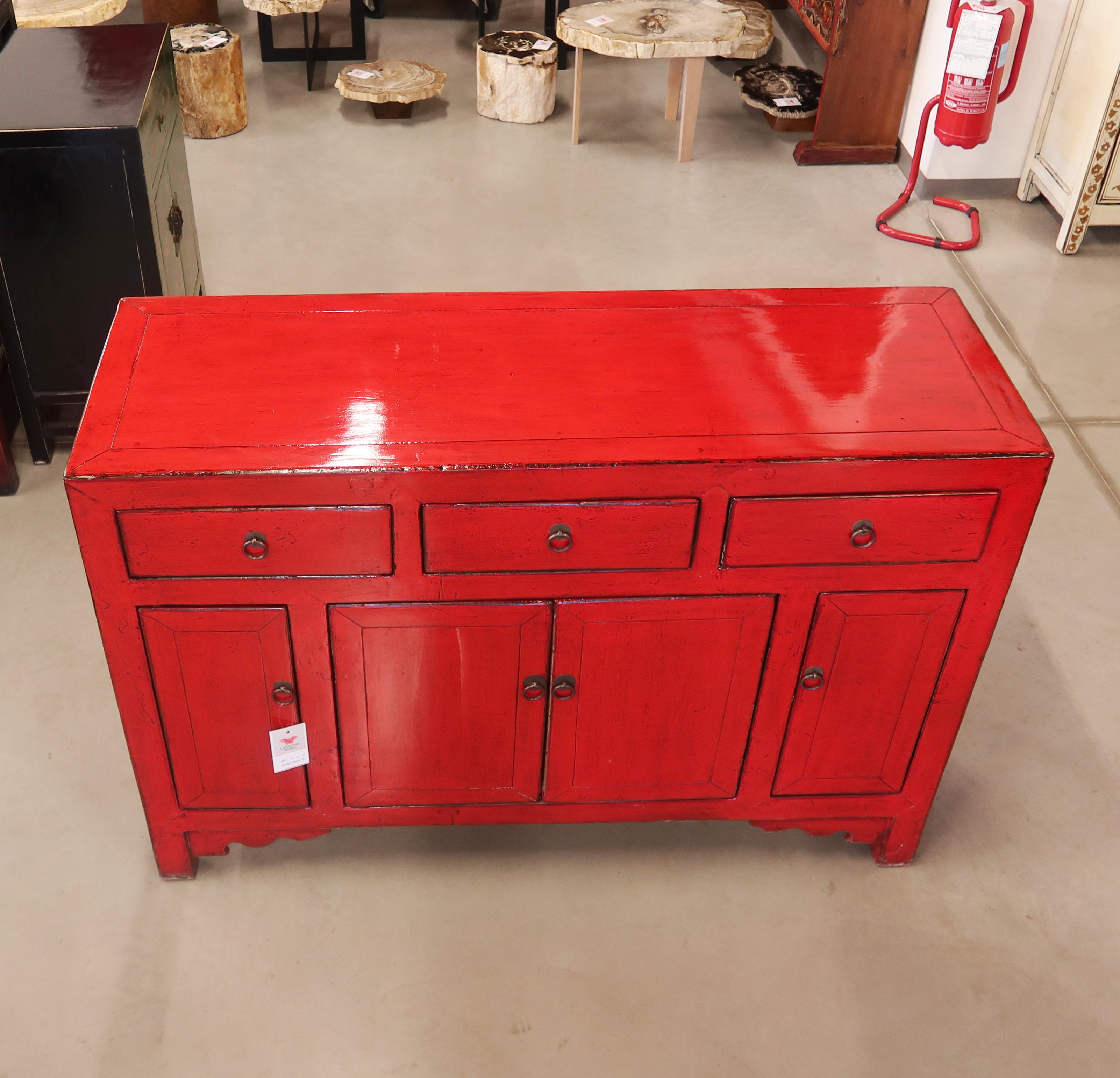 BUFFET CINESE DI TIANJIN LACCA ROSSA