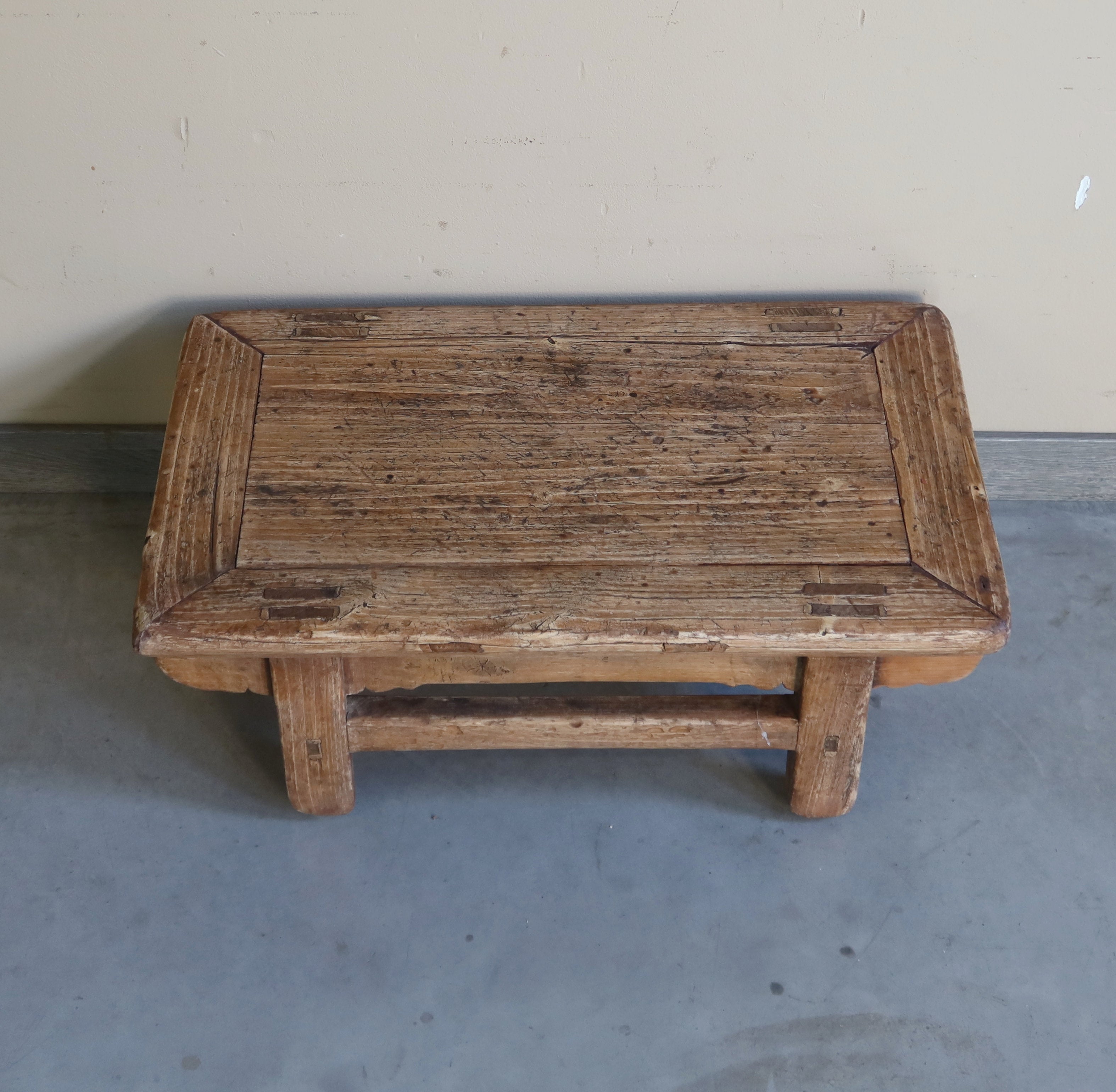 TAVOLINO OLMO CINESE TOP AGGETTANTE