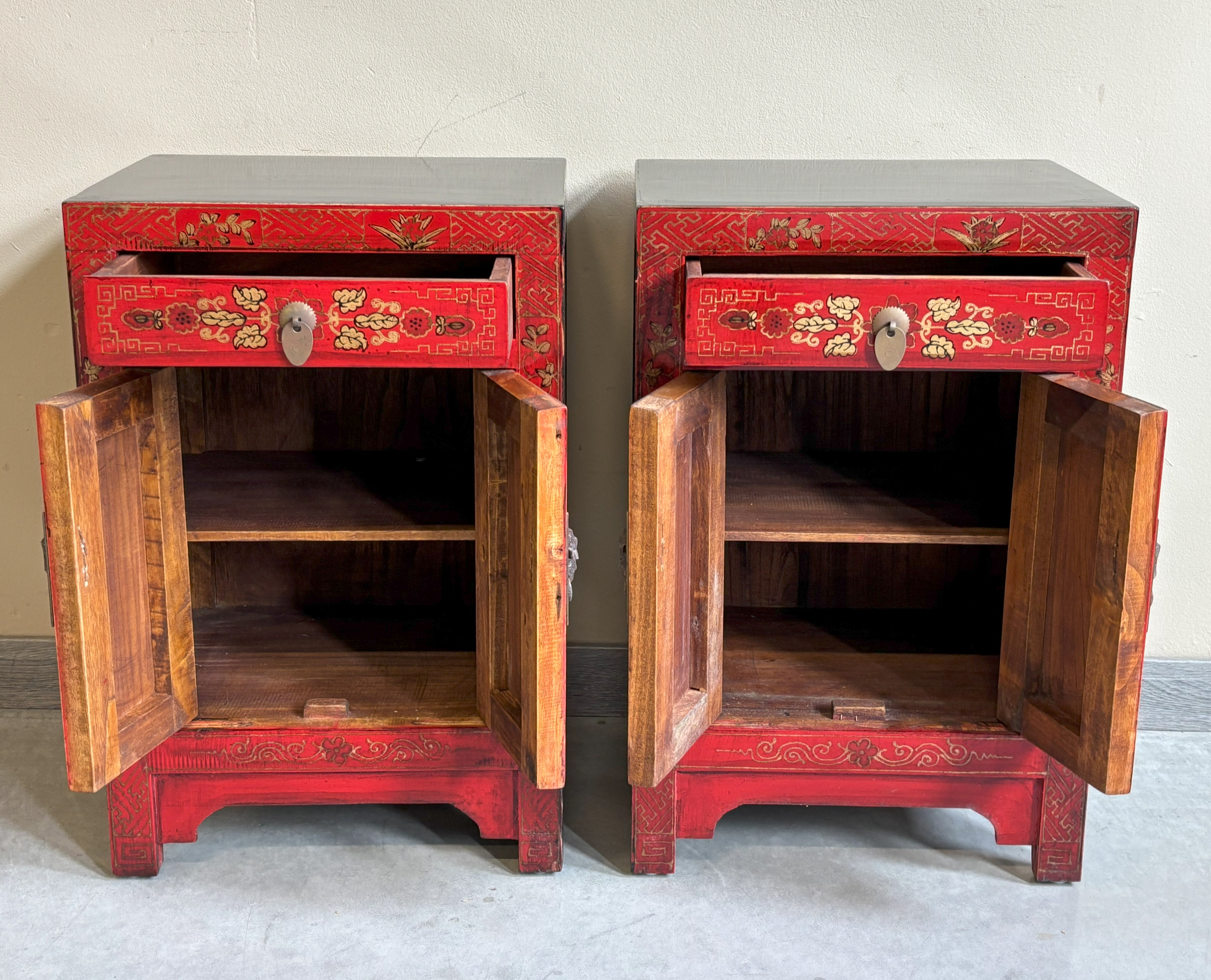 COMODINO SHANXI ROSSO DECORATO