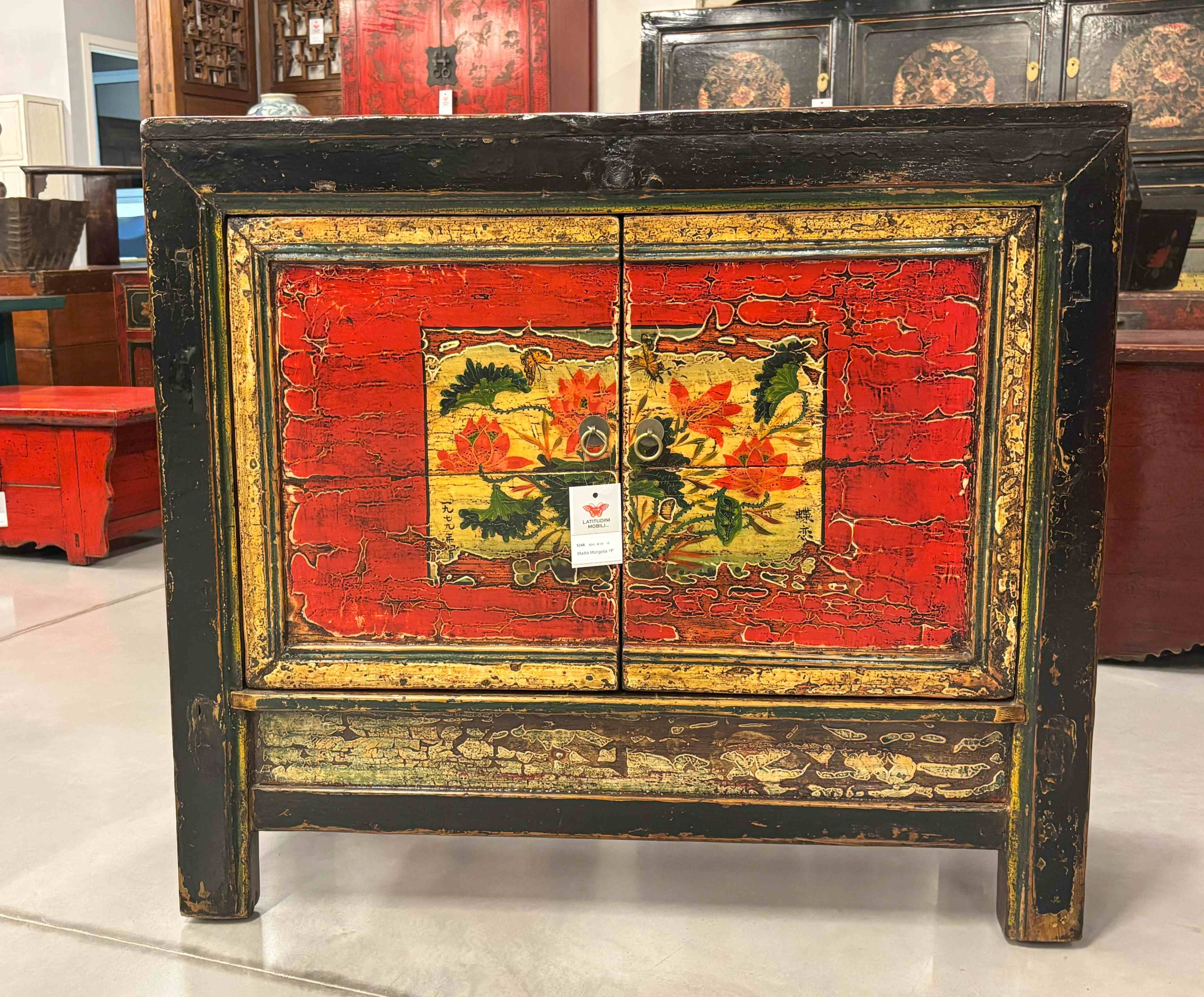 MADIETTA MONGOLIA IN LACCA DECORATA