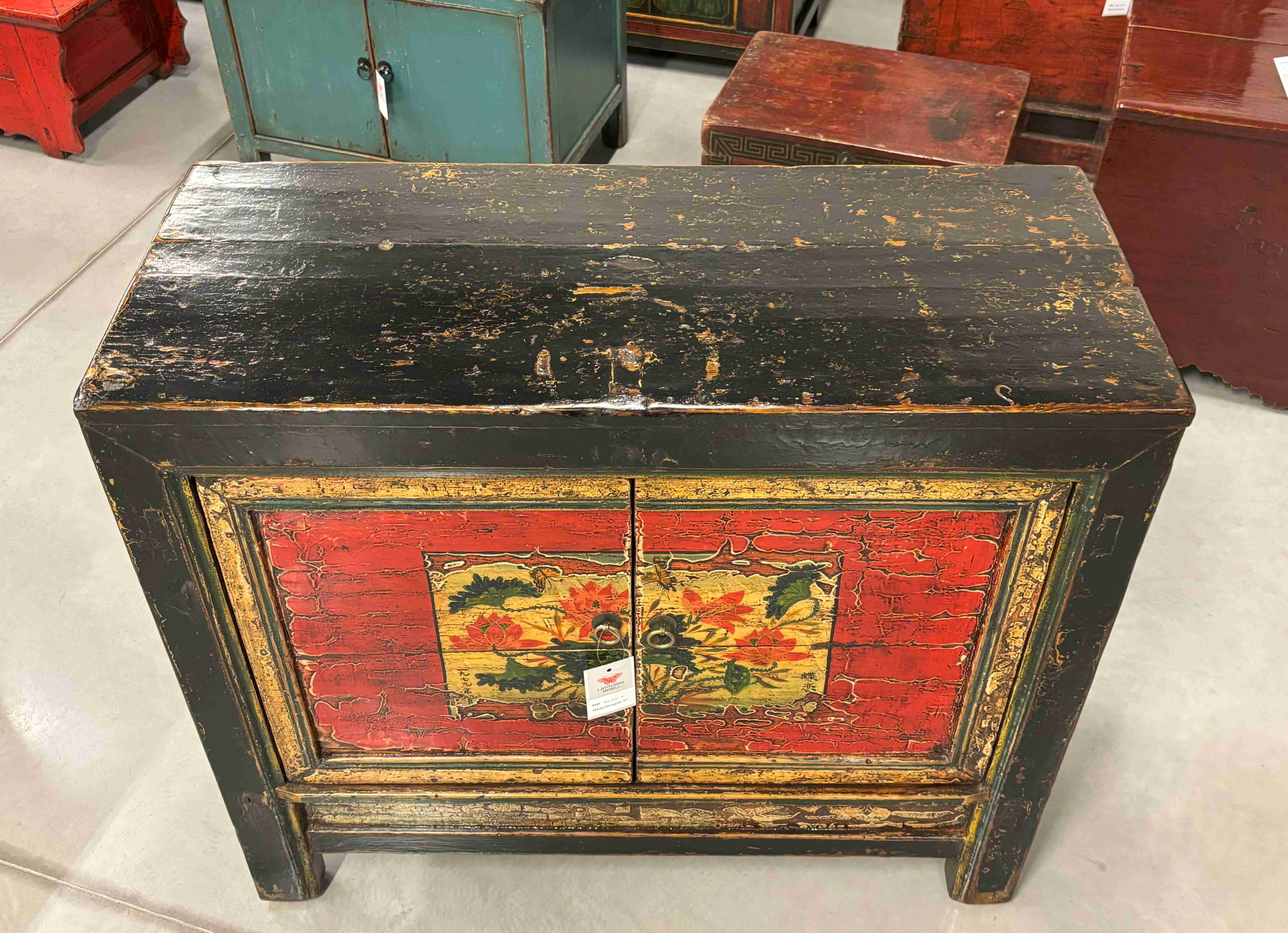 MADIETTA MONGOLIA IN LACCA DECORATA