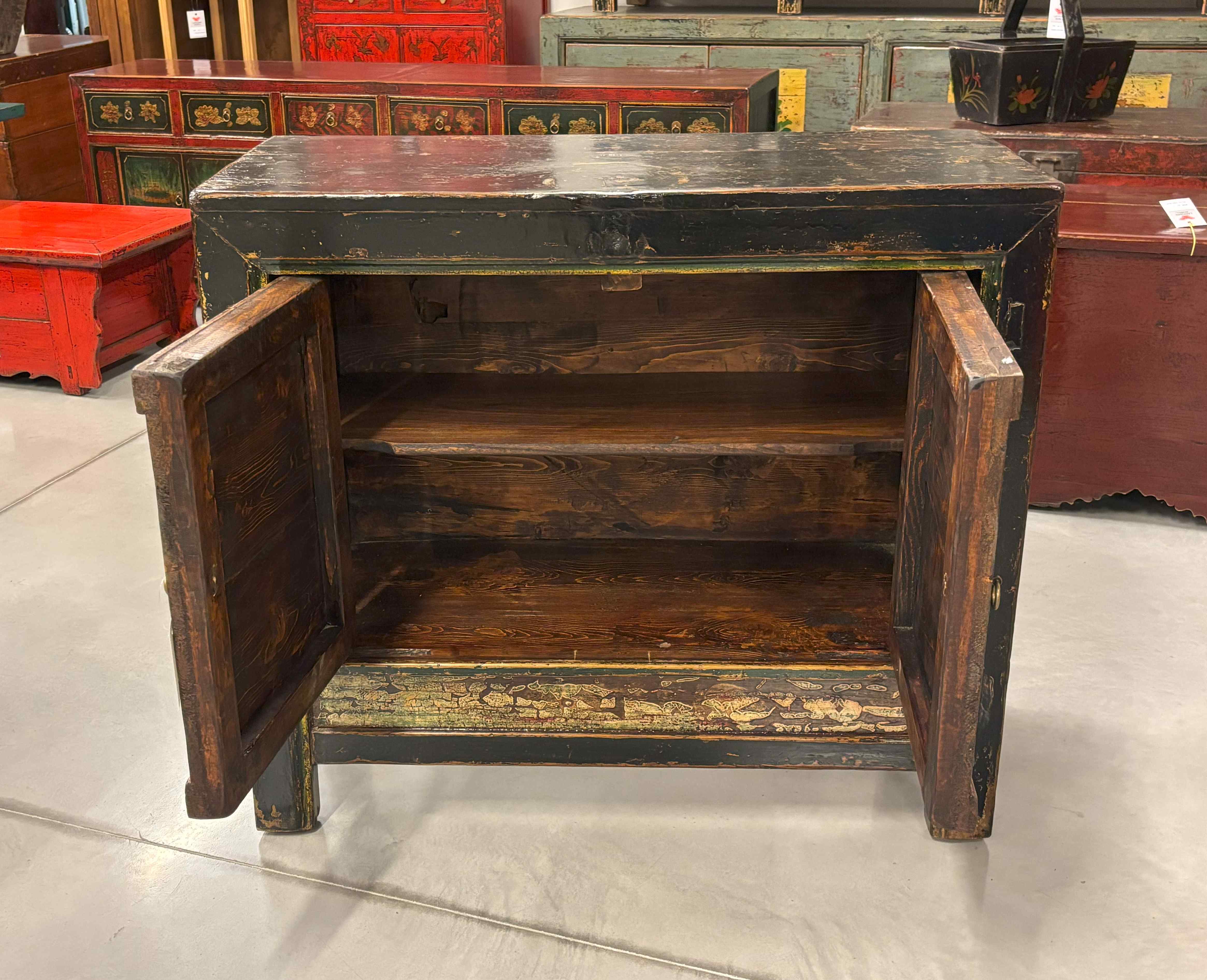 MADIETTA MONGOLIA IN LACCA DECORATA