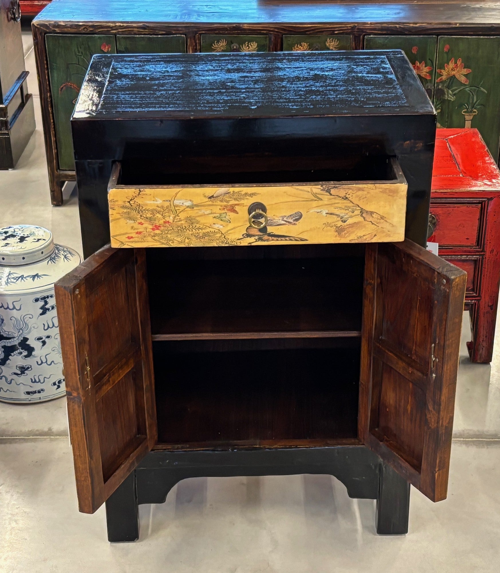 CREDENZINO DELLA MONGOLIA