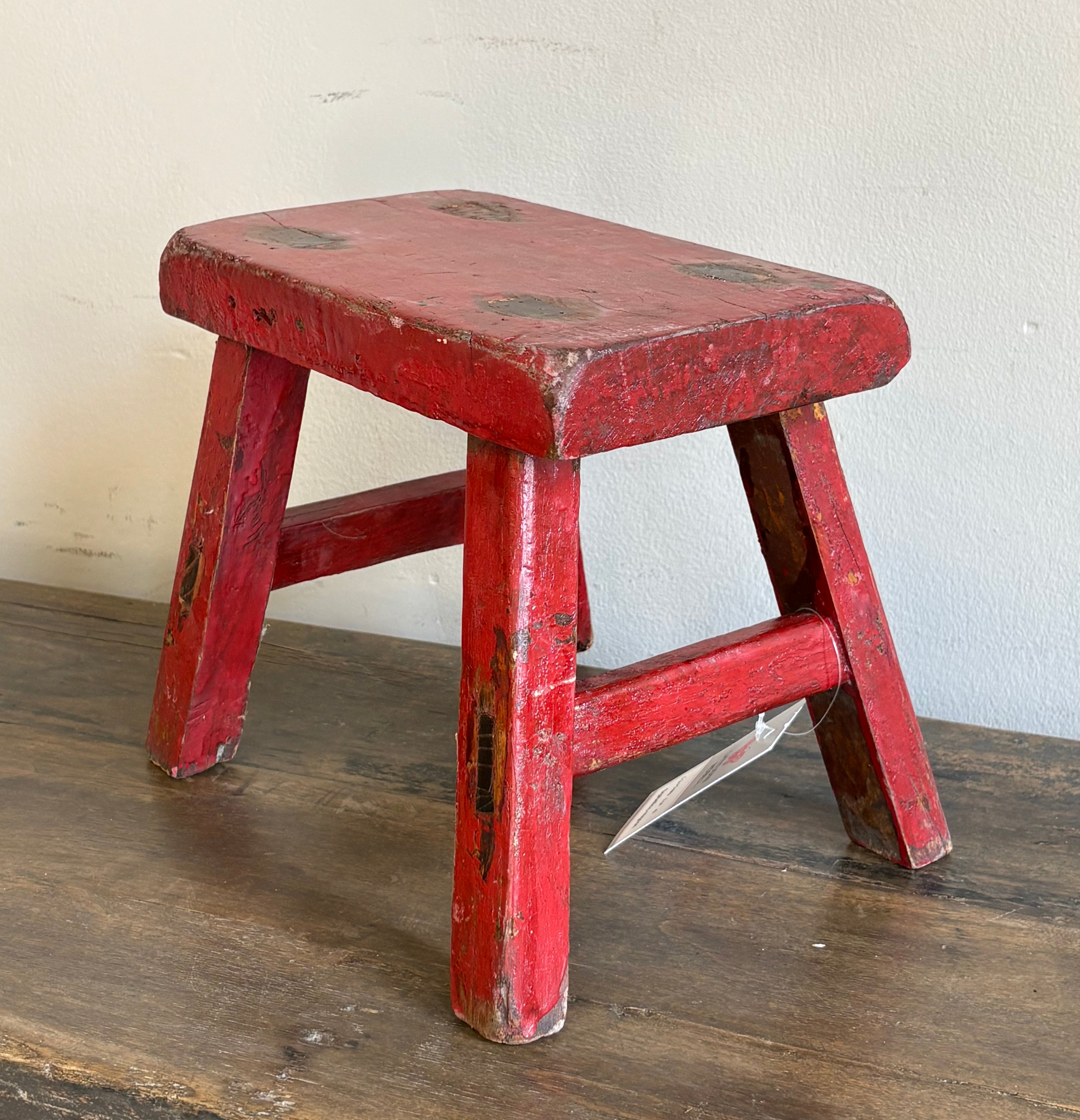 SGABELLINO MIGNON LACCA ROSSA