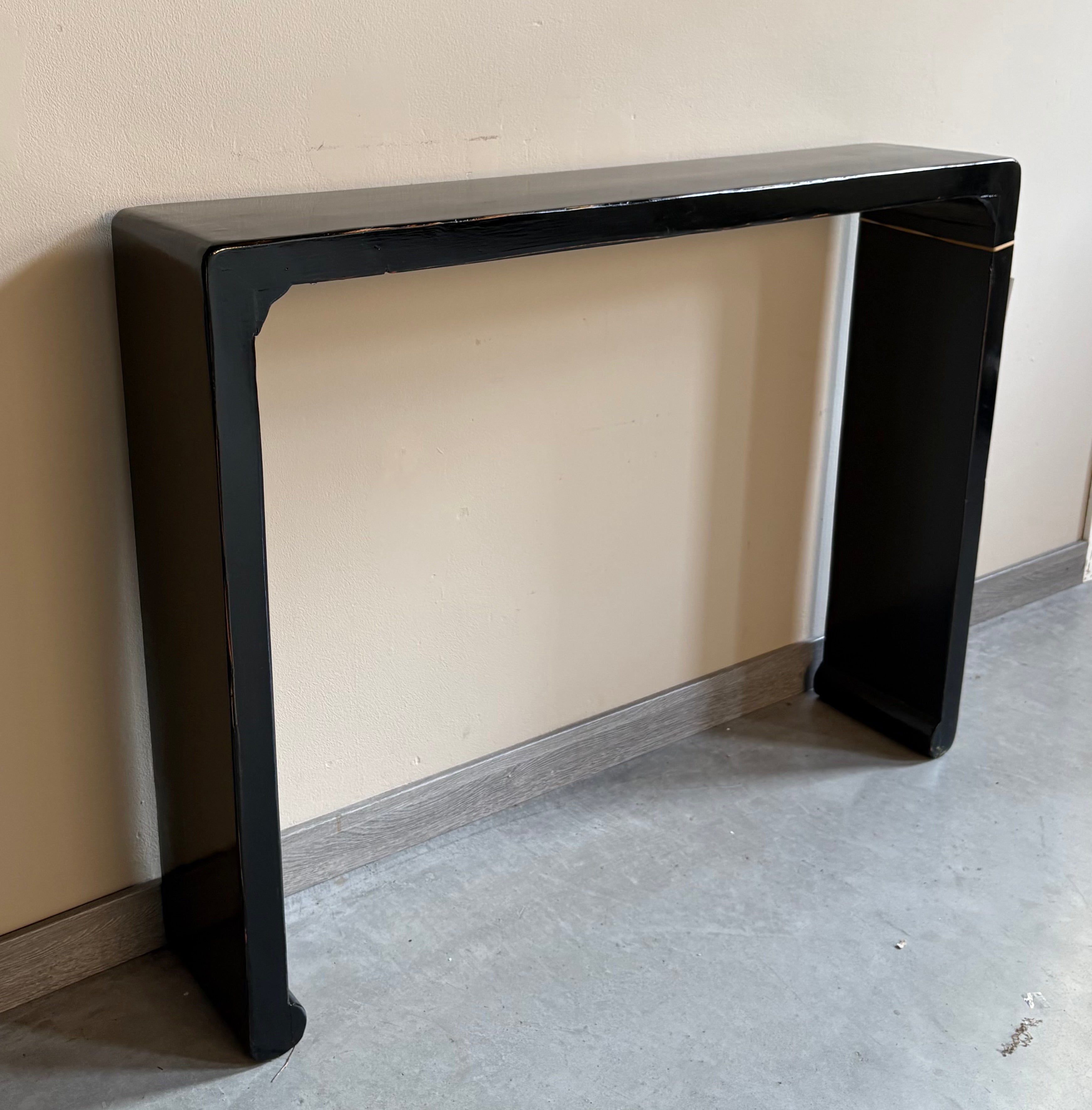 CONSOLLE CINESE RIGOROSA LACCA