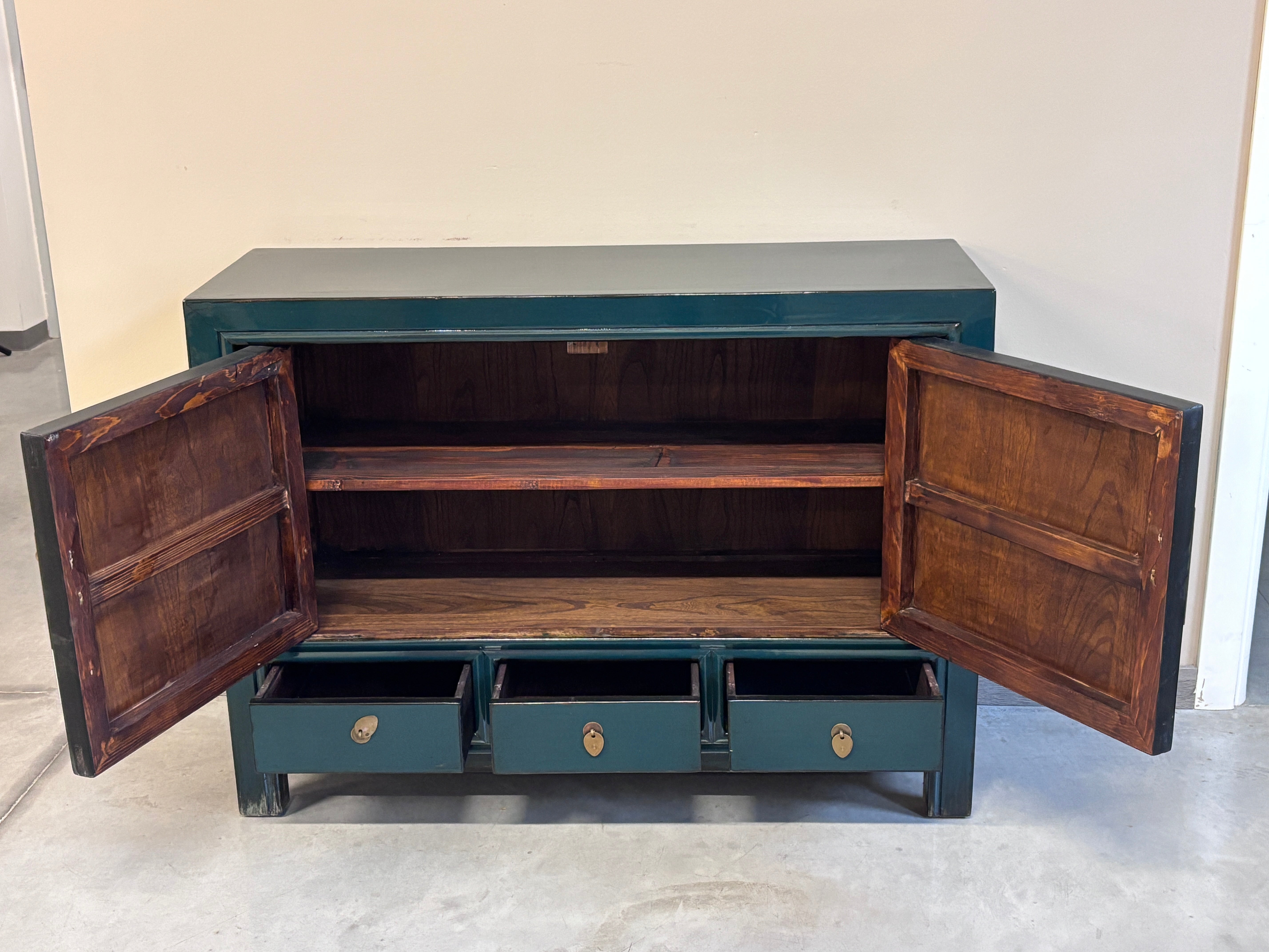 BUFFET DEL GANZU LACCA