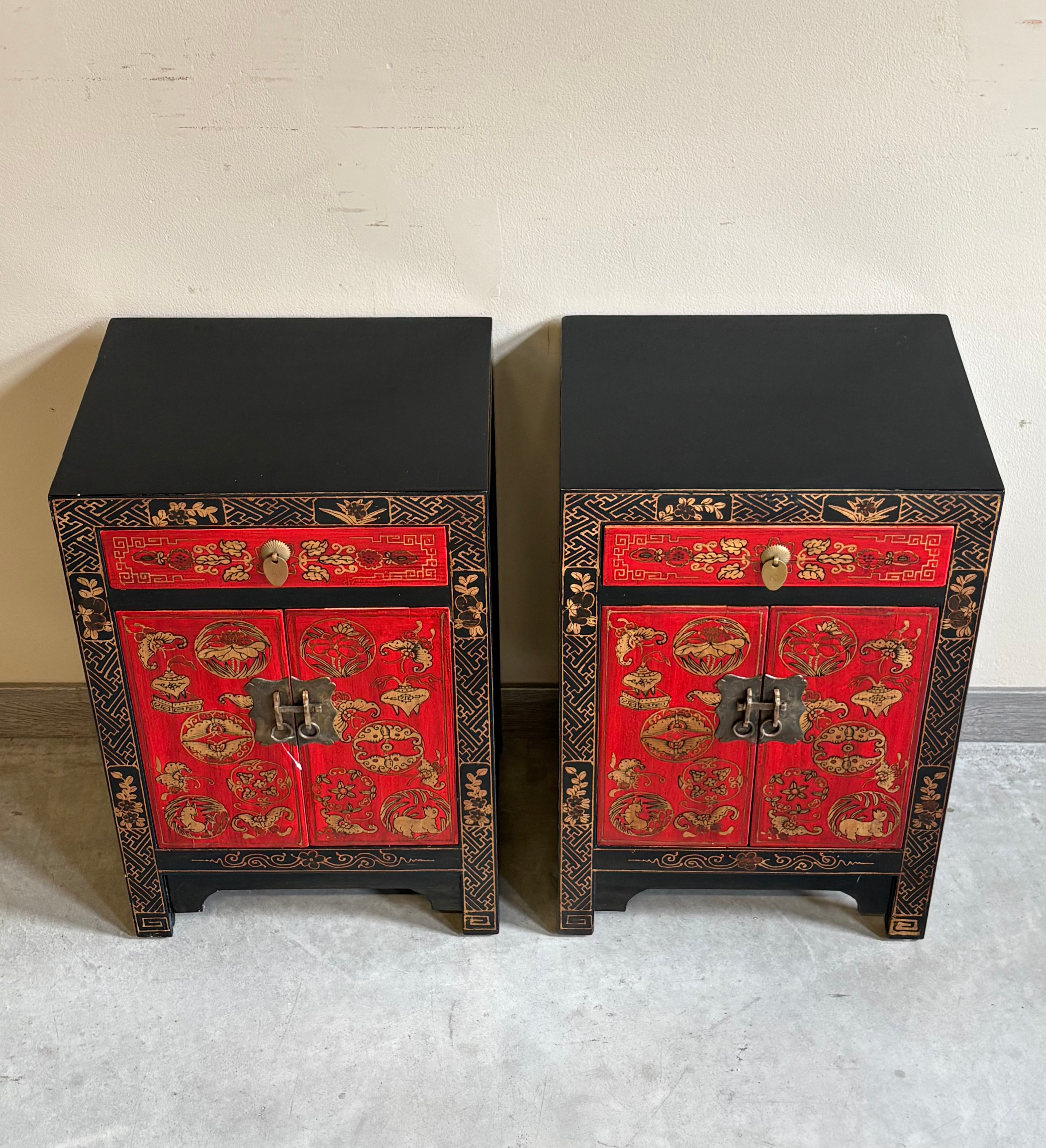 COMODINO SHANXI LACCA DECORATA