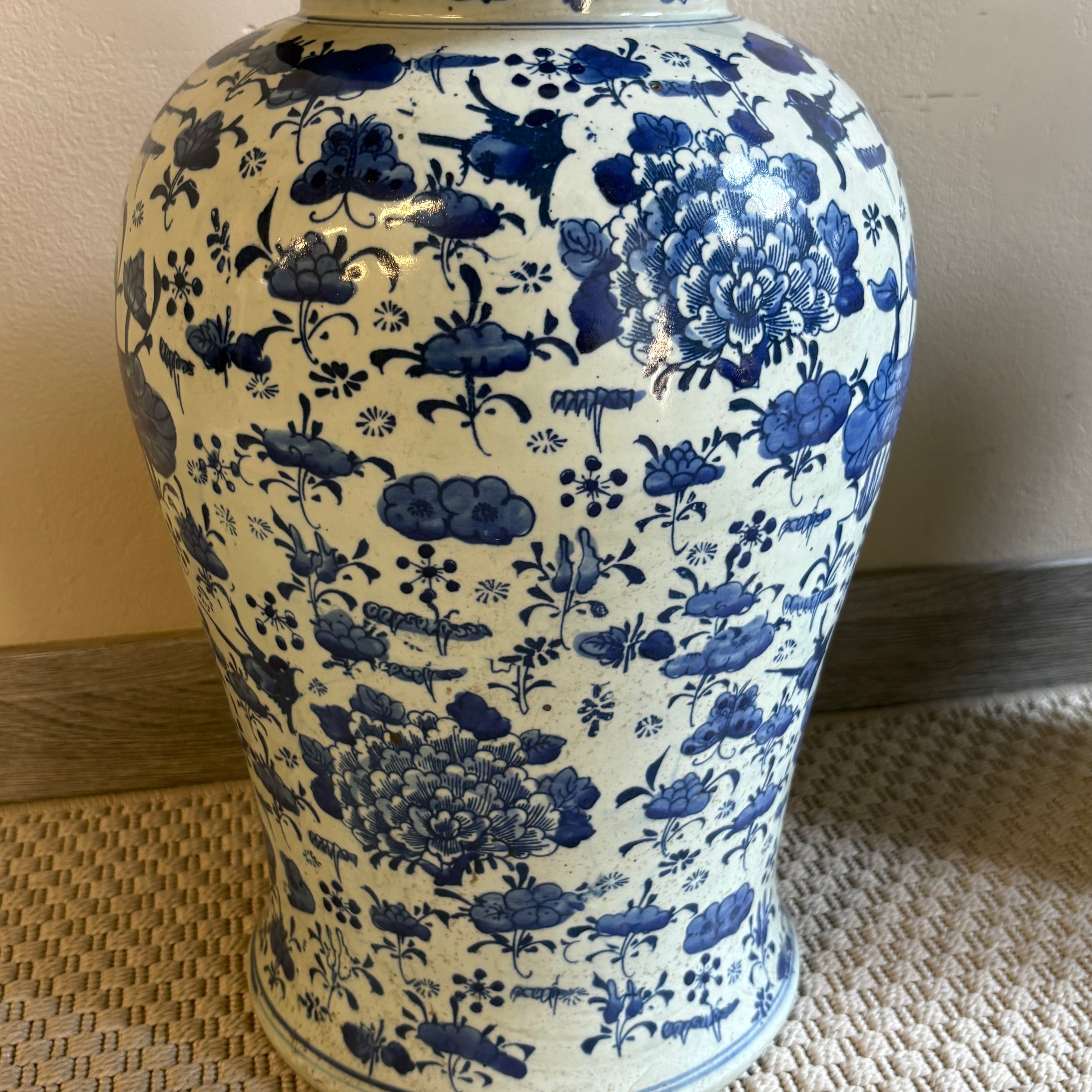 VASO AD ANFORA CERAMICA DECORATA