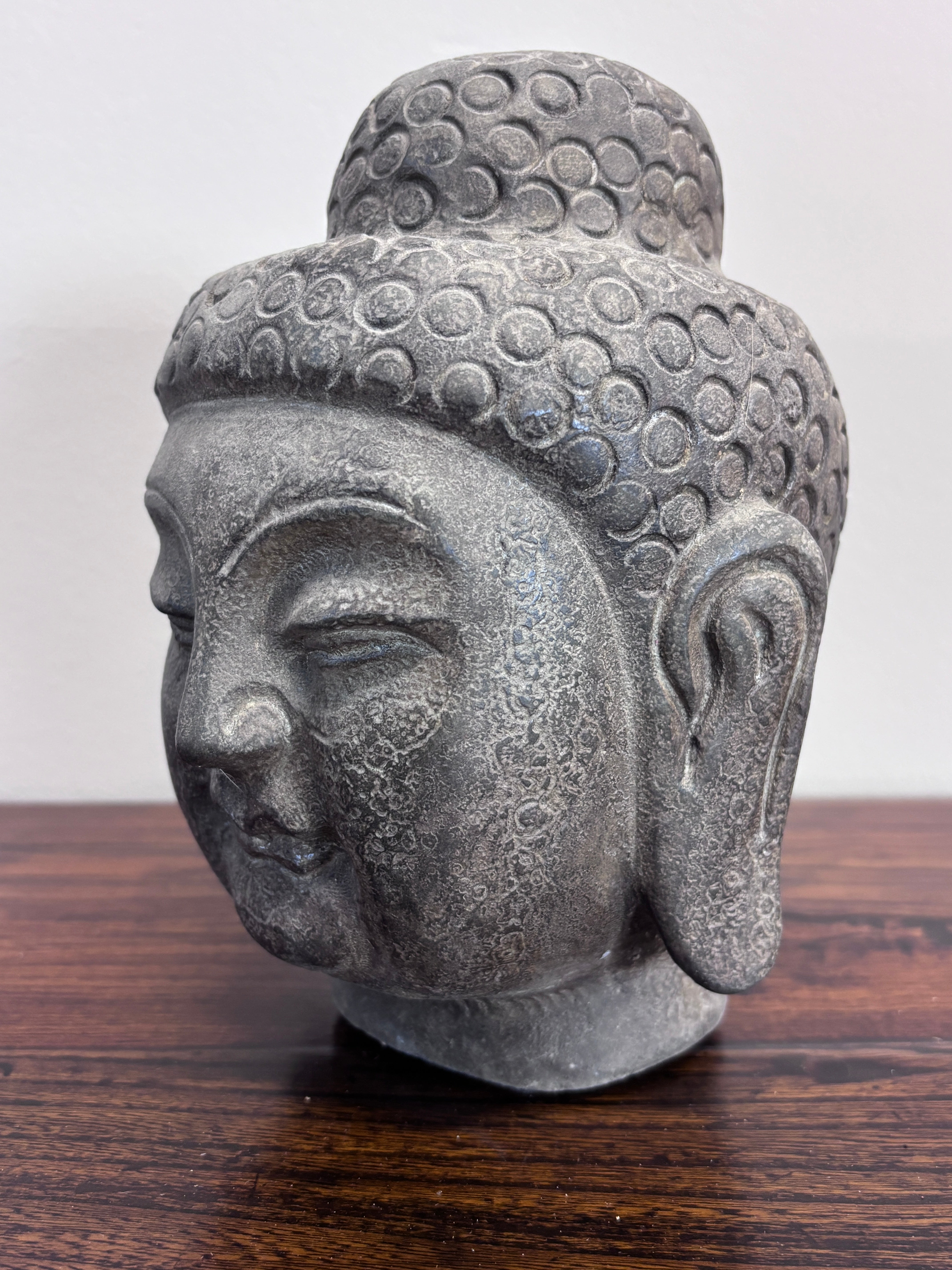 PICCOLA TESTA DI BUDDHA CINESE IN PIETRA