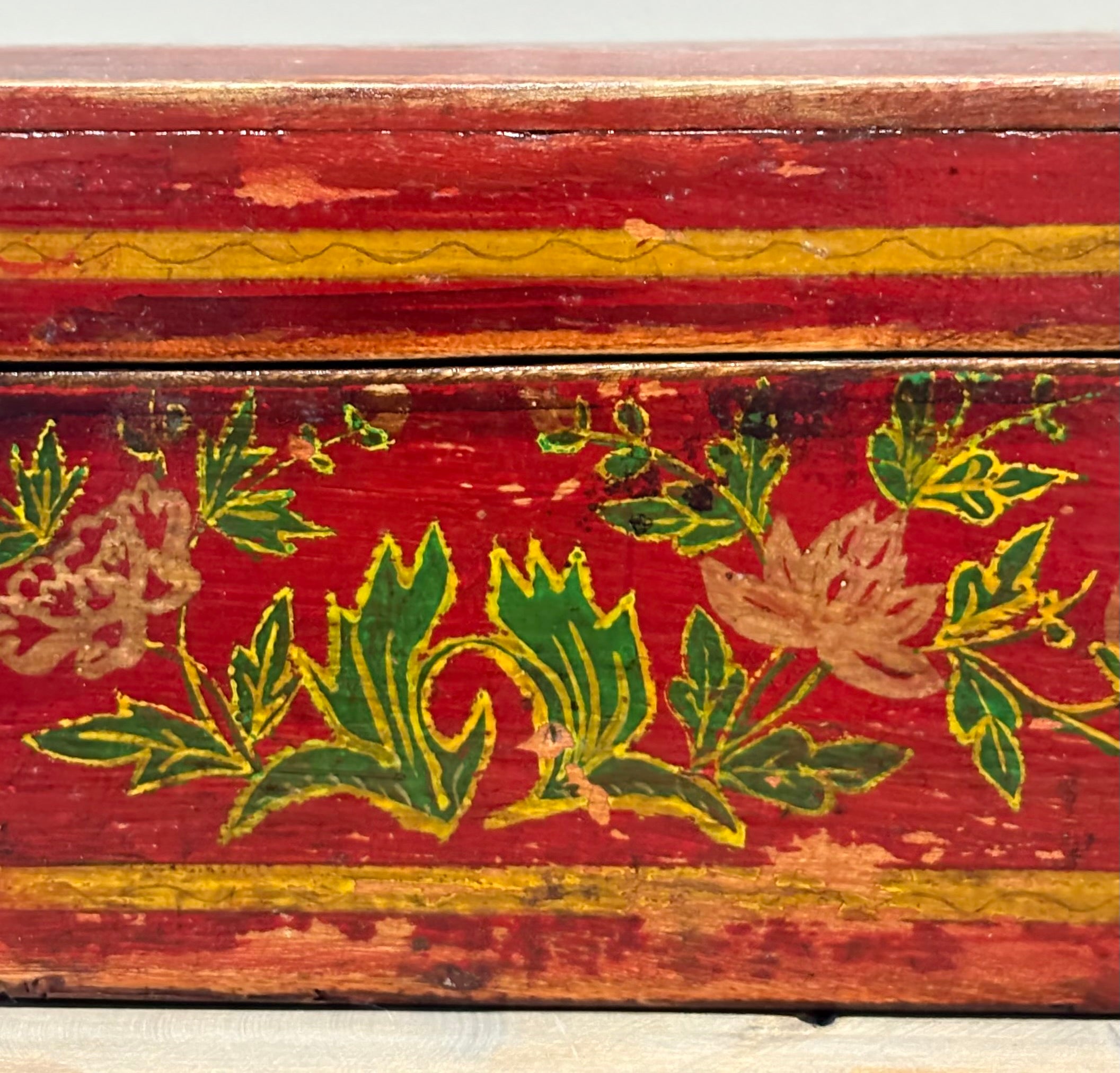 SCATOLA DECORATA DELLA MONGOLIA