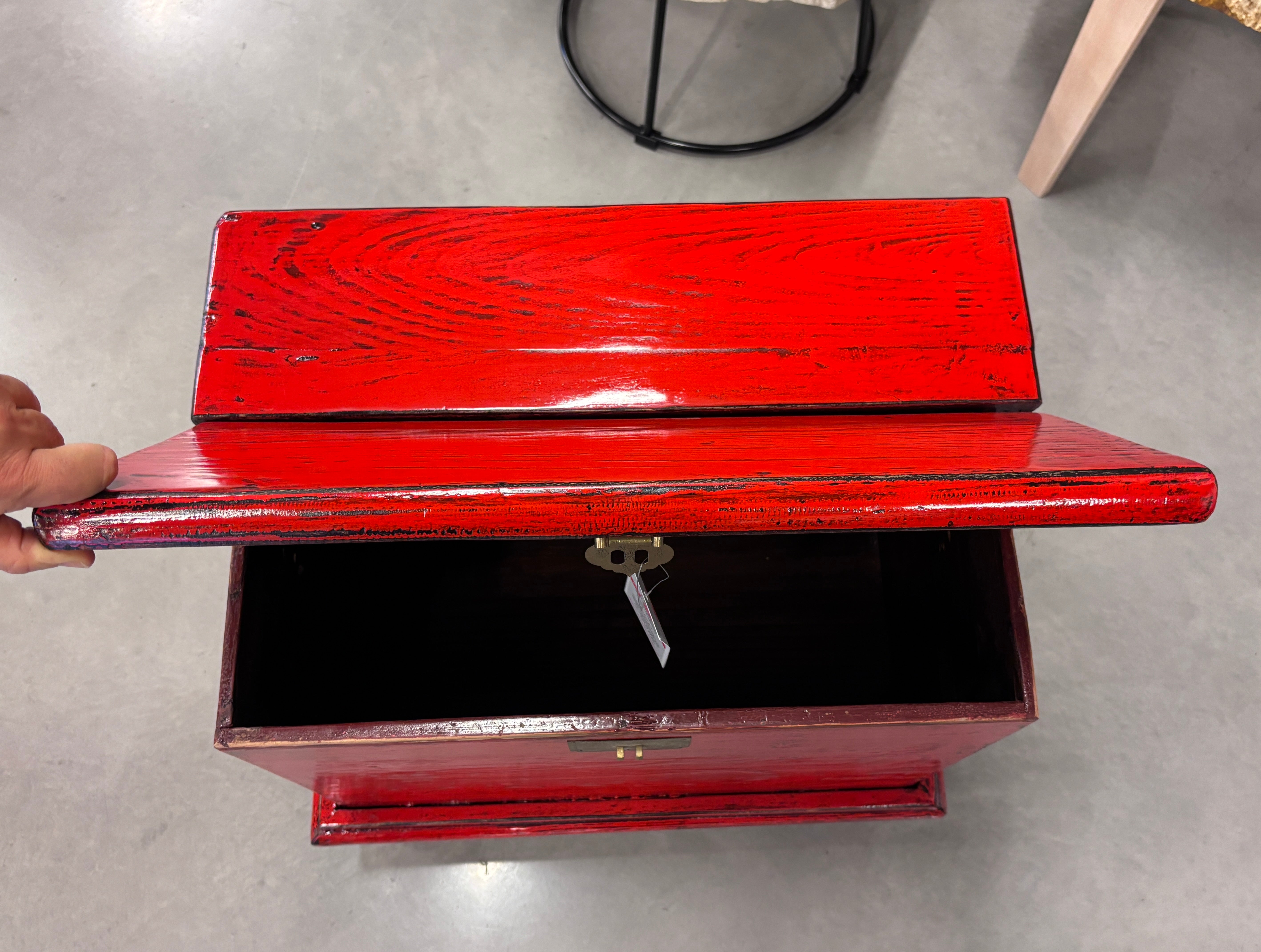 MONEYCHEST IN LACCA CON COPERCHIO