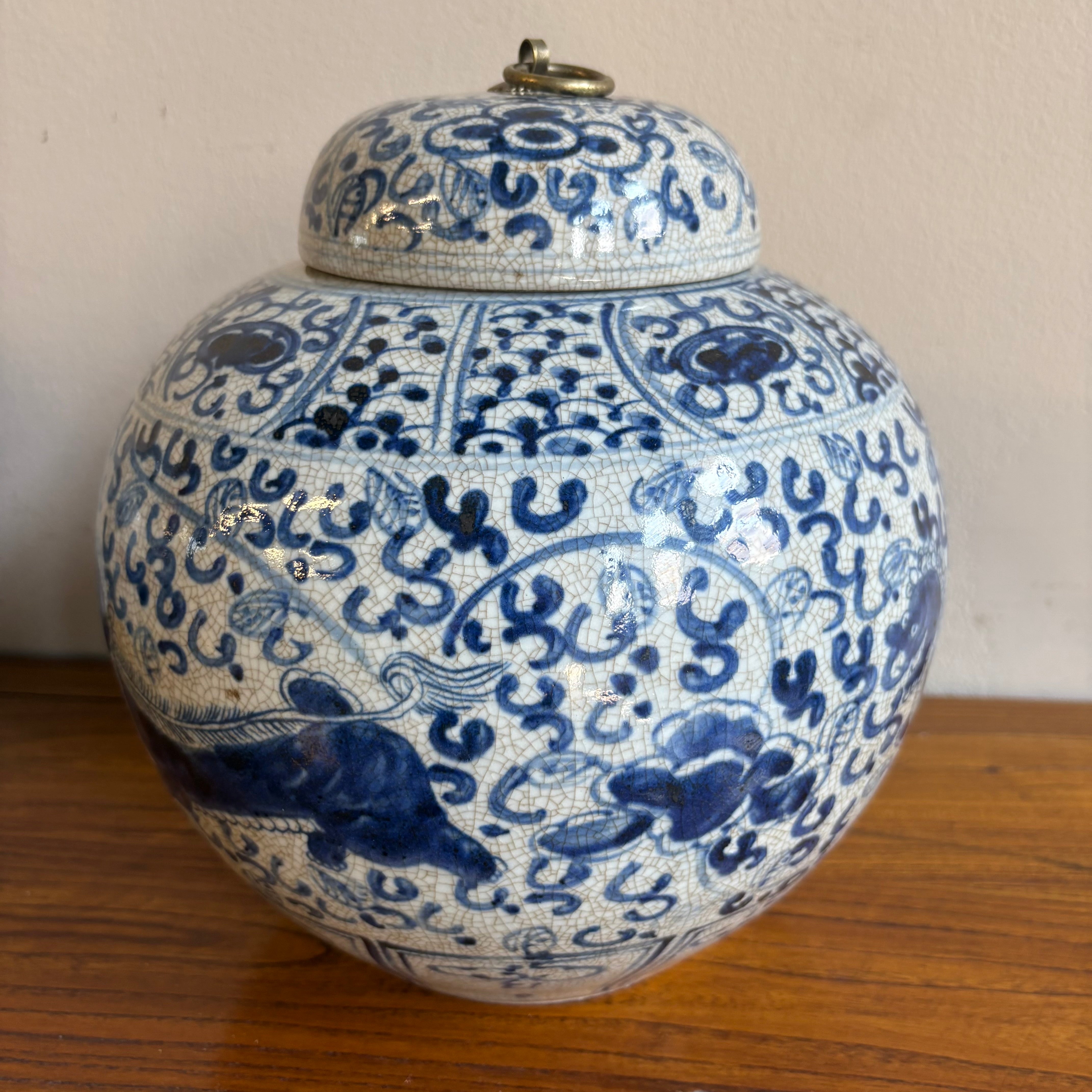 VASO CINESE IN CERAMICA CON COPERCHIO