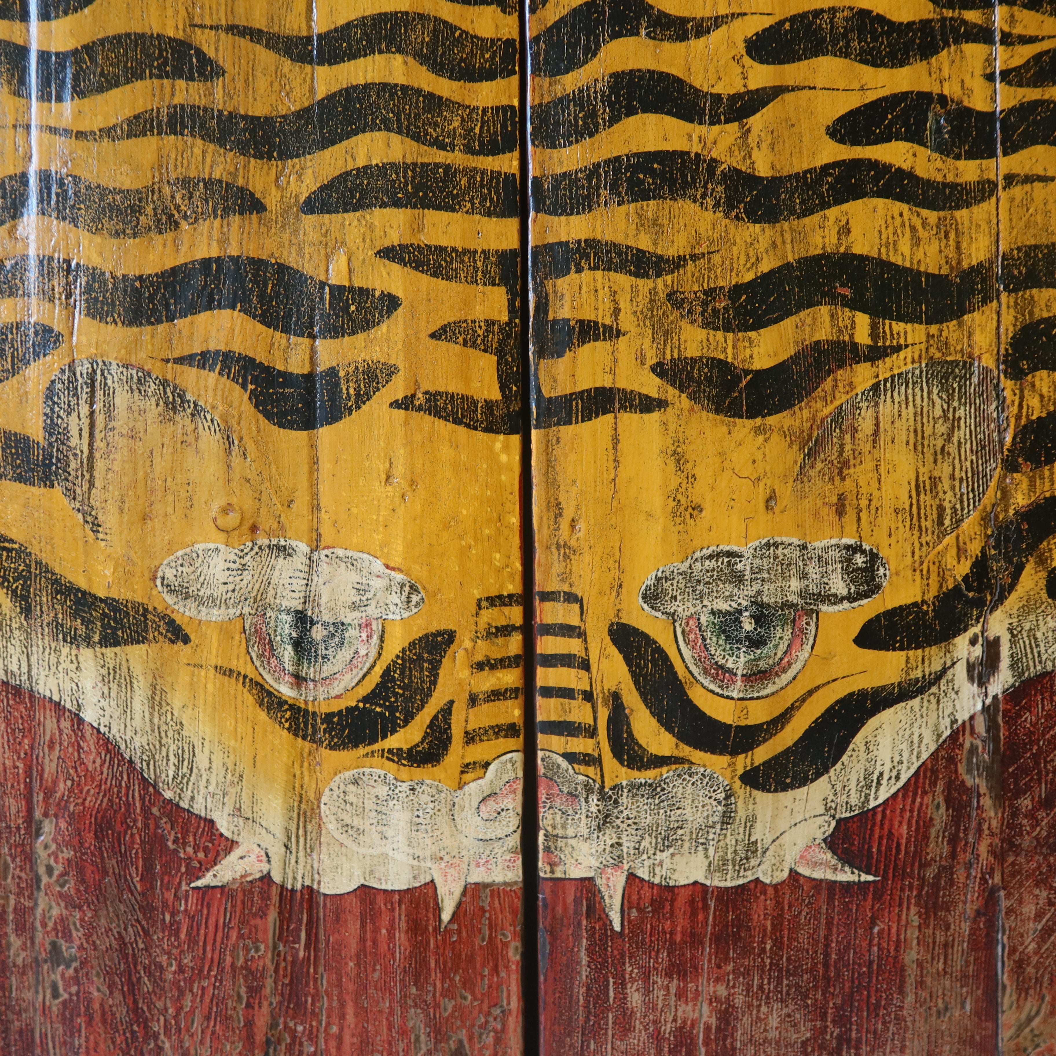 PORTALE TIBET "TIGRE"