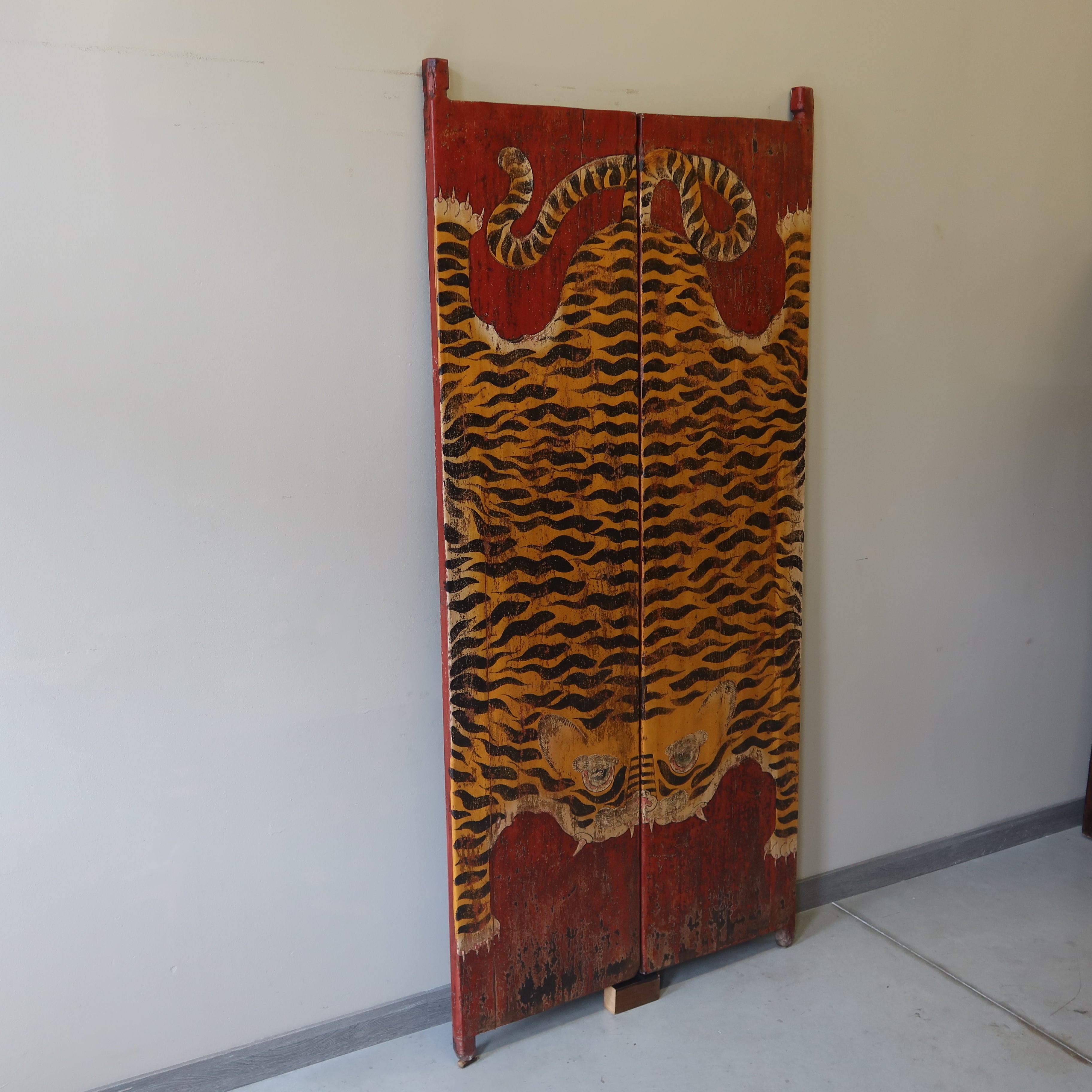 PORTALE TIBET "TIGRE"