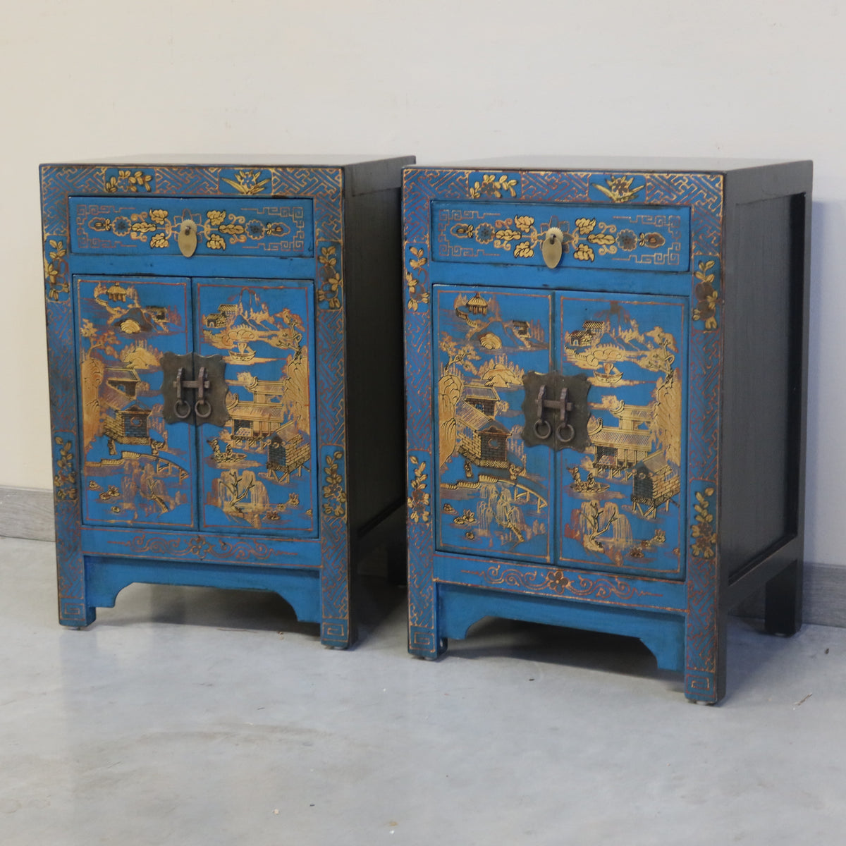COMODINI CINESI SHANXI LACCA DECORATA