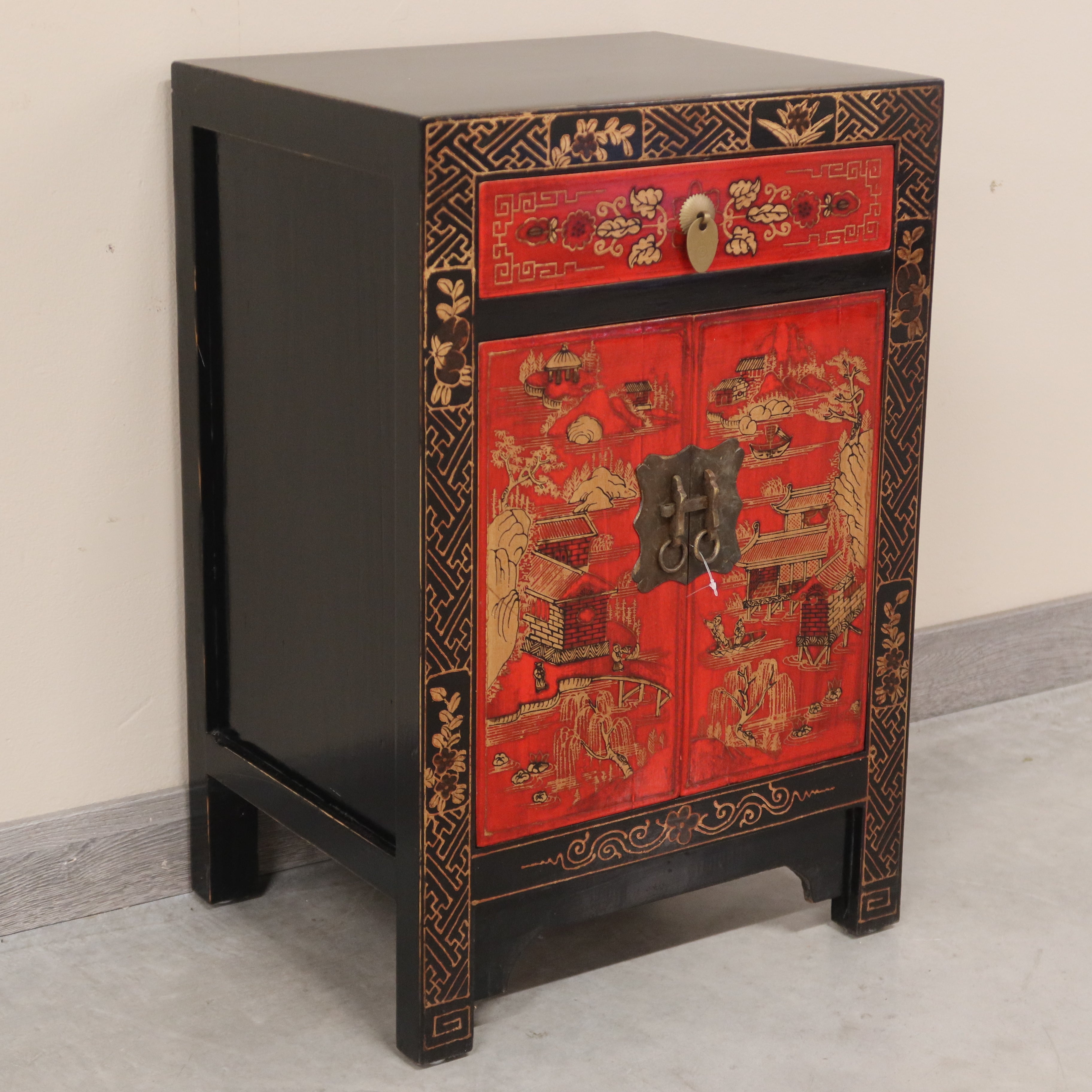 COMODINO CINESE DECORATO