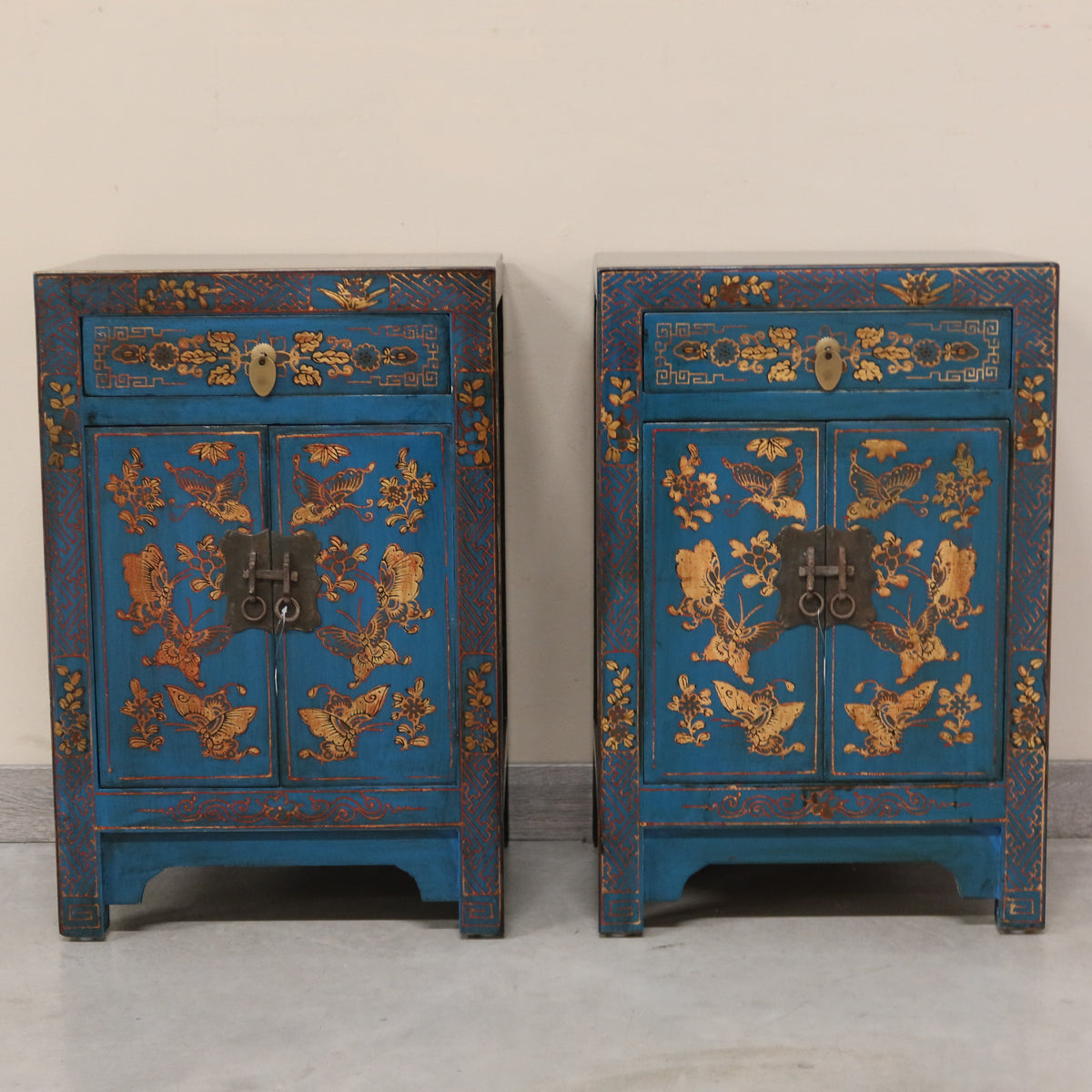COMODINO CINESE LACCA DECORATA
