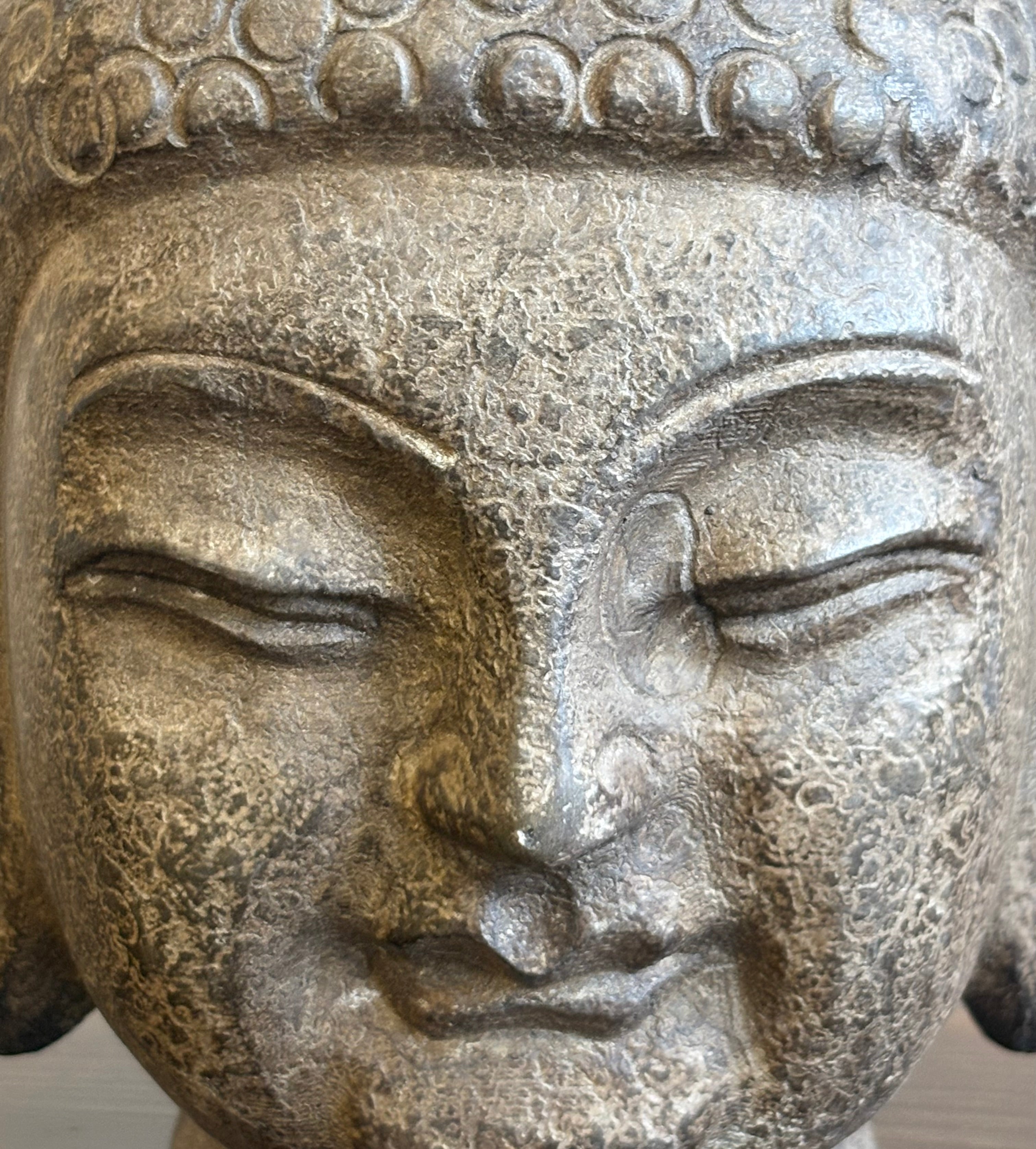PICCOLA TESTA DI BUDDHA CINESE IN PIETRA