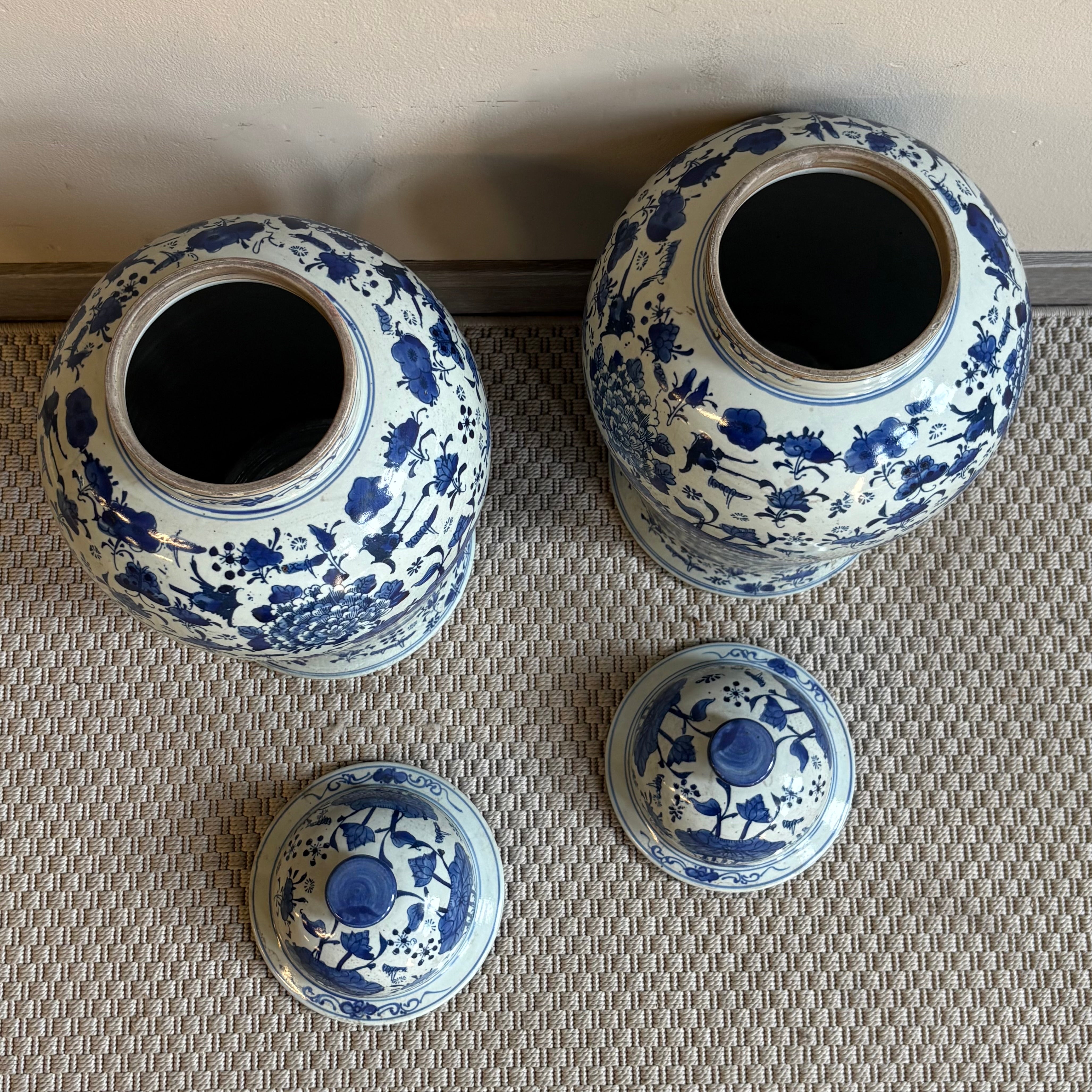 VASO AD ANFORA CERAMICA DECORATA