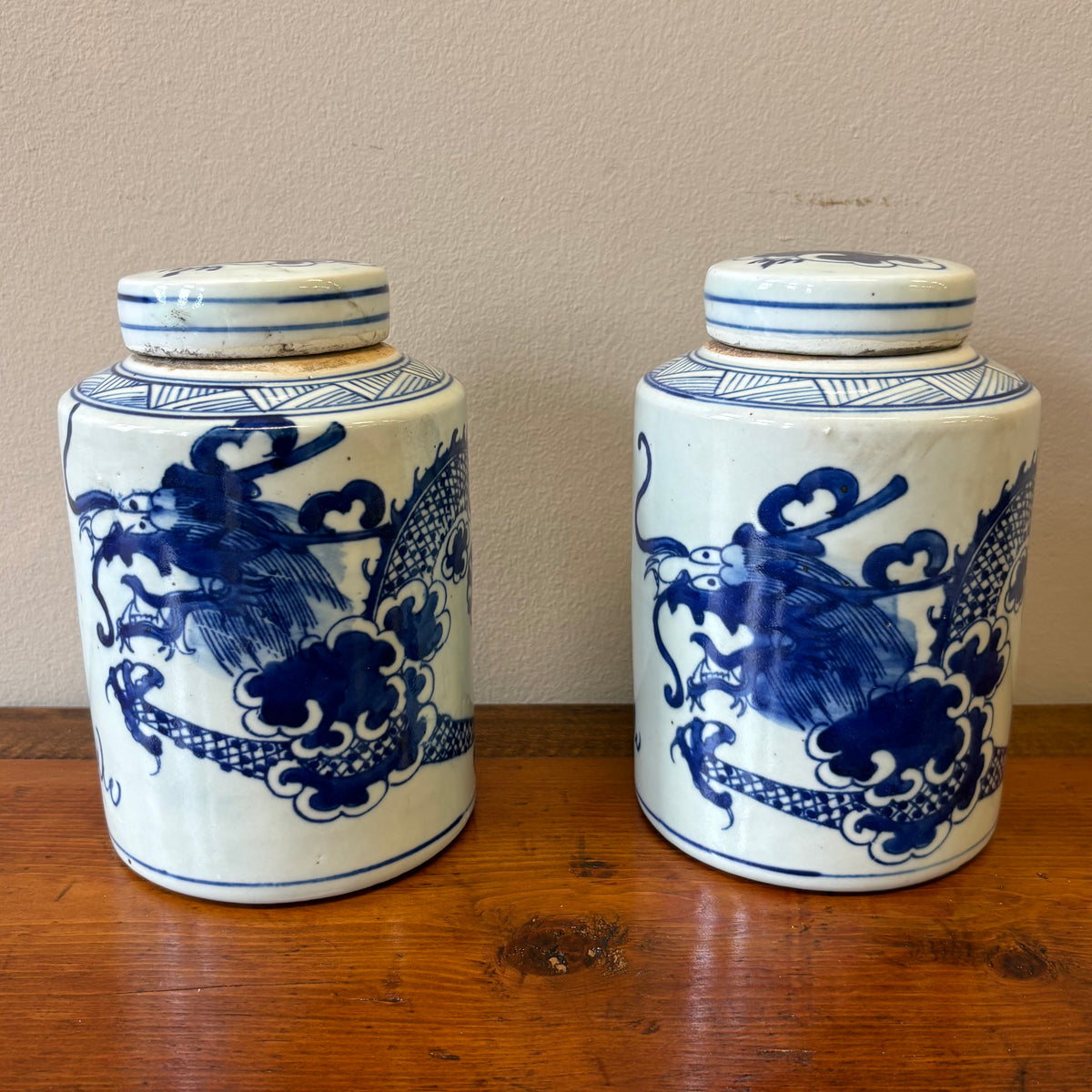 VASO CINESE IN CERAMICA DECORATA